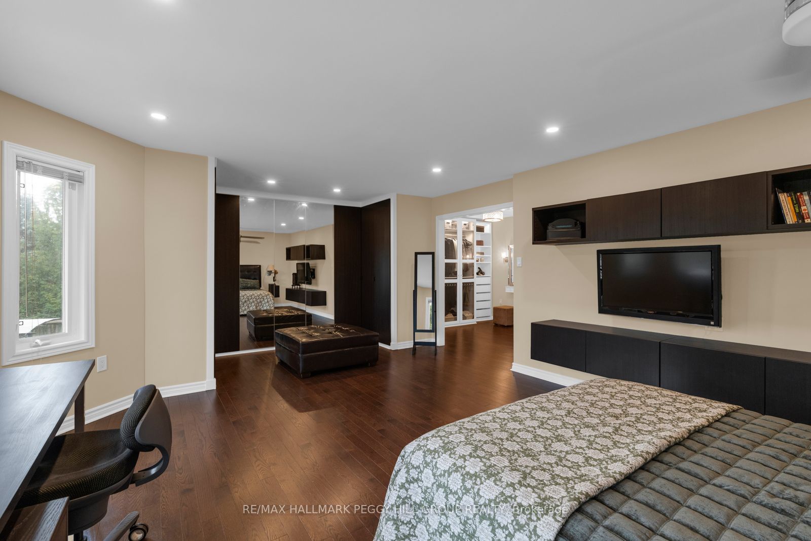 590 Gagnon Place Property Photo 18
