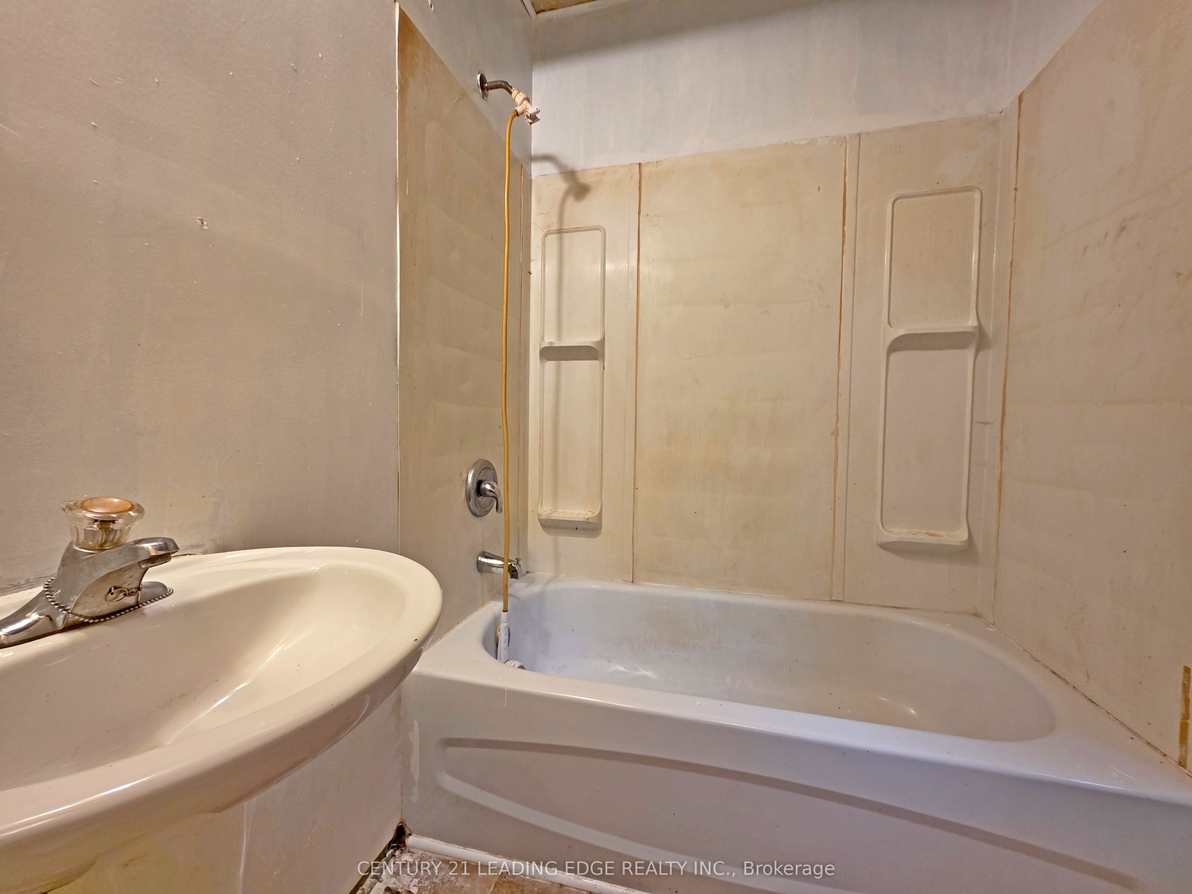49 High Street Property Photo 8