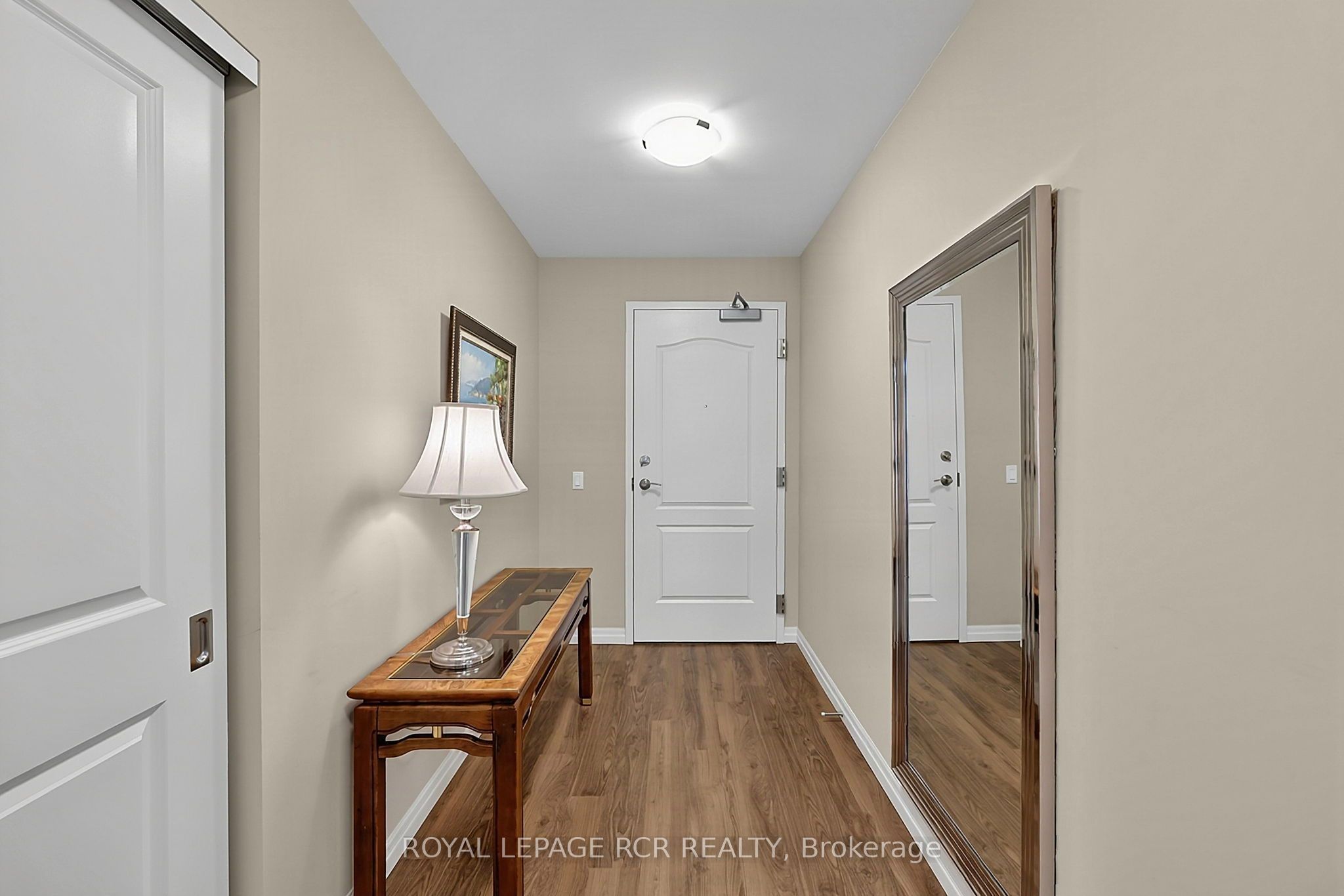 460 William Graham Drive 318 Property Photo 2