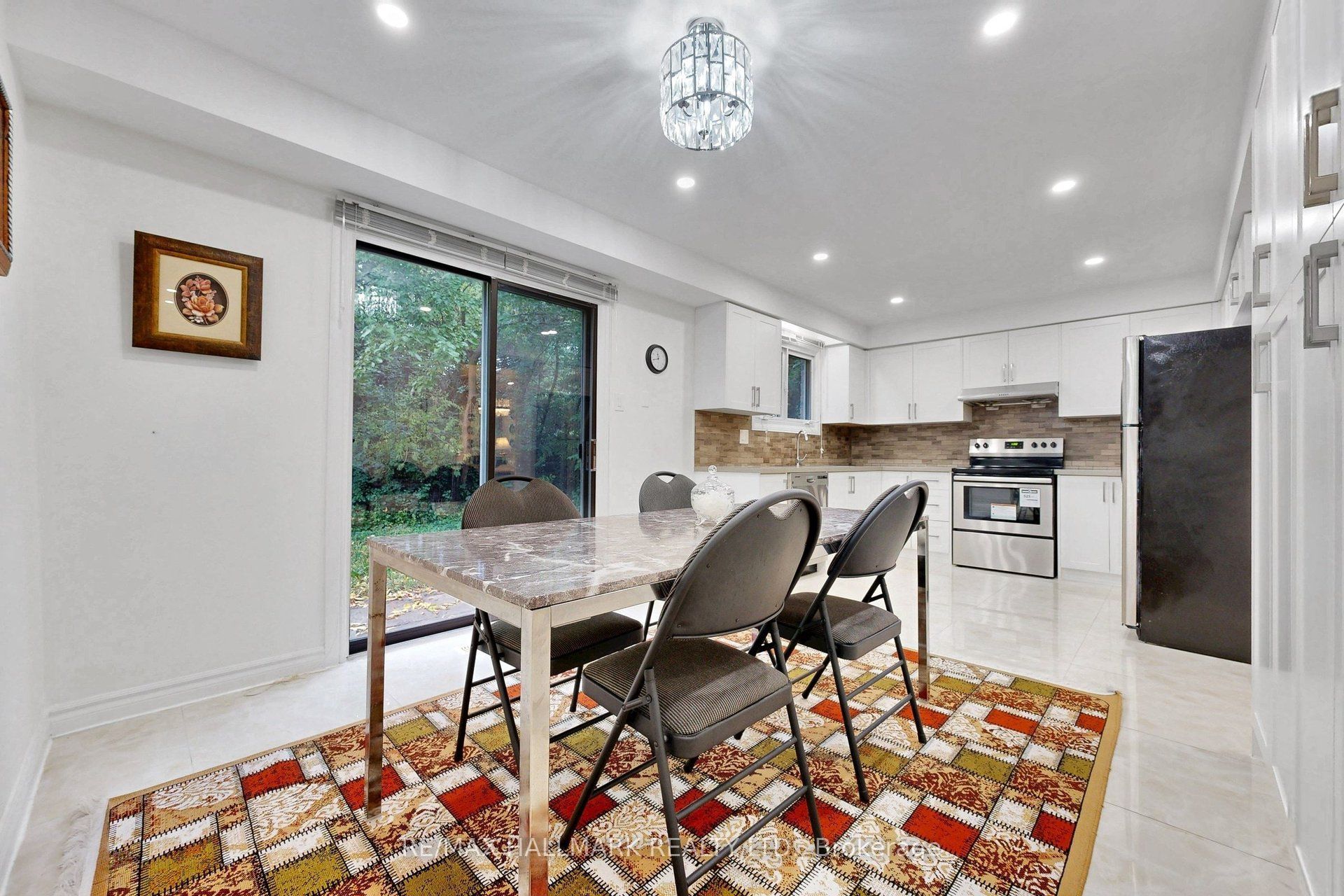 22 Pining Road Property Photo 9