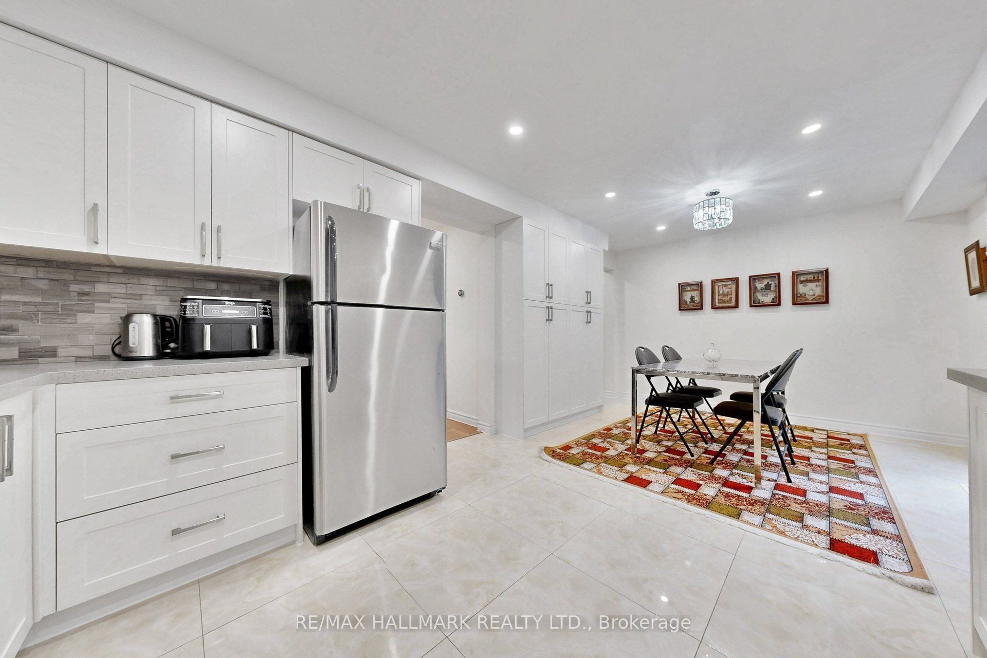 22 Pining Road Property Photo 13