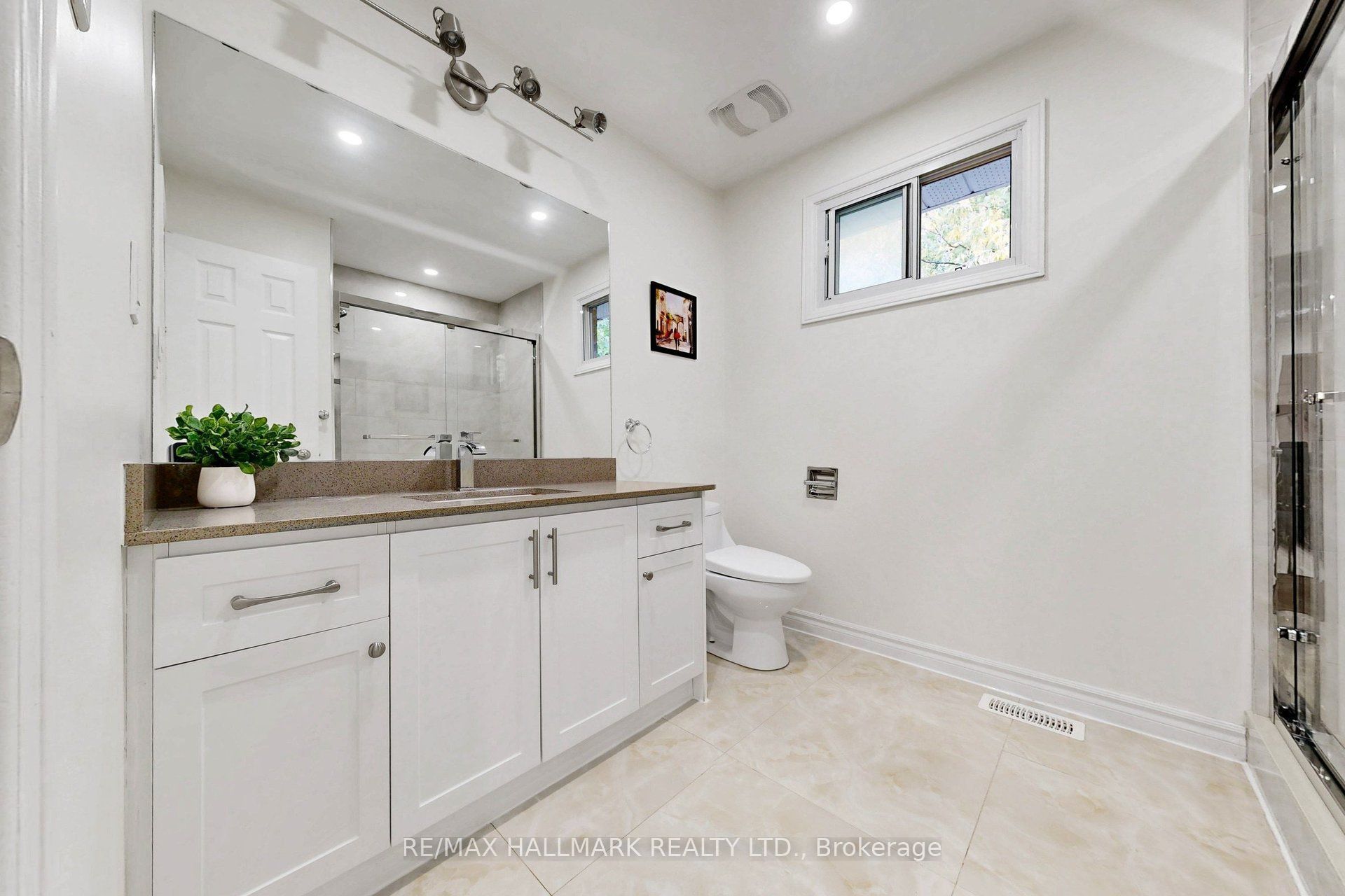 22 Pining Road Property Photo 26