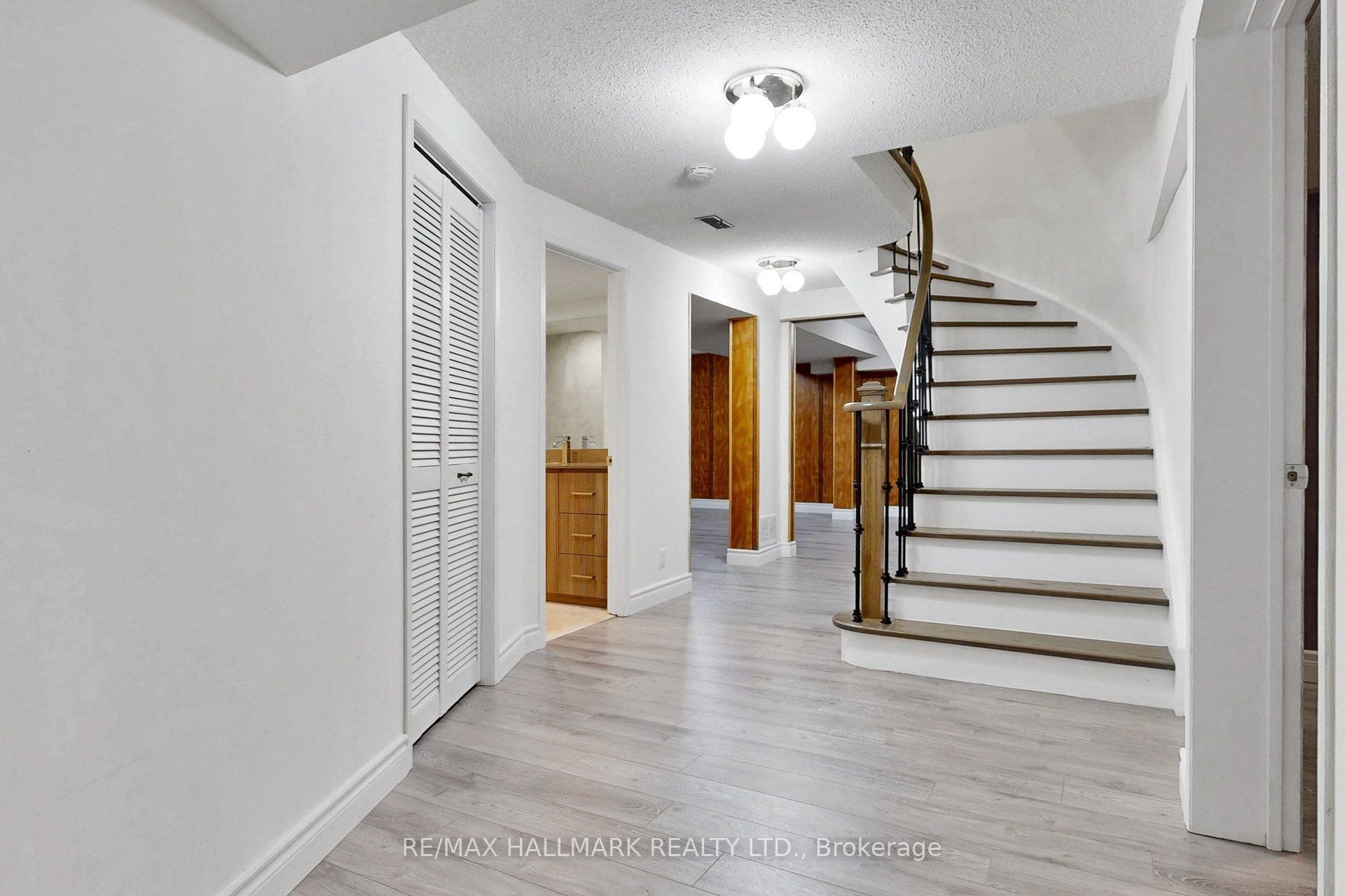 22 Pining Road Property Photo 27