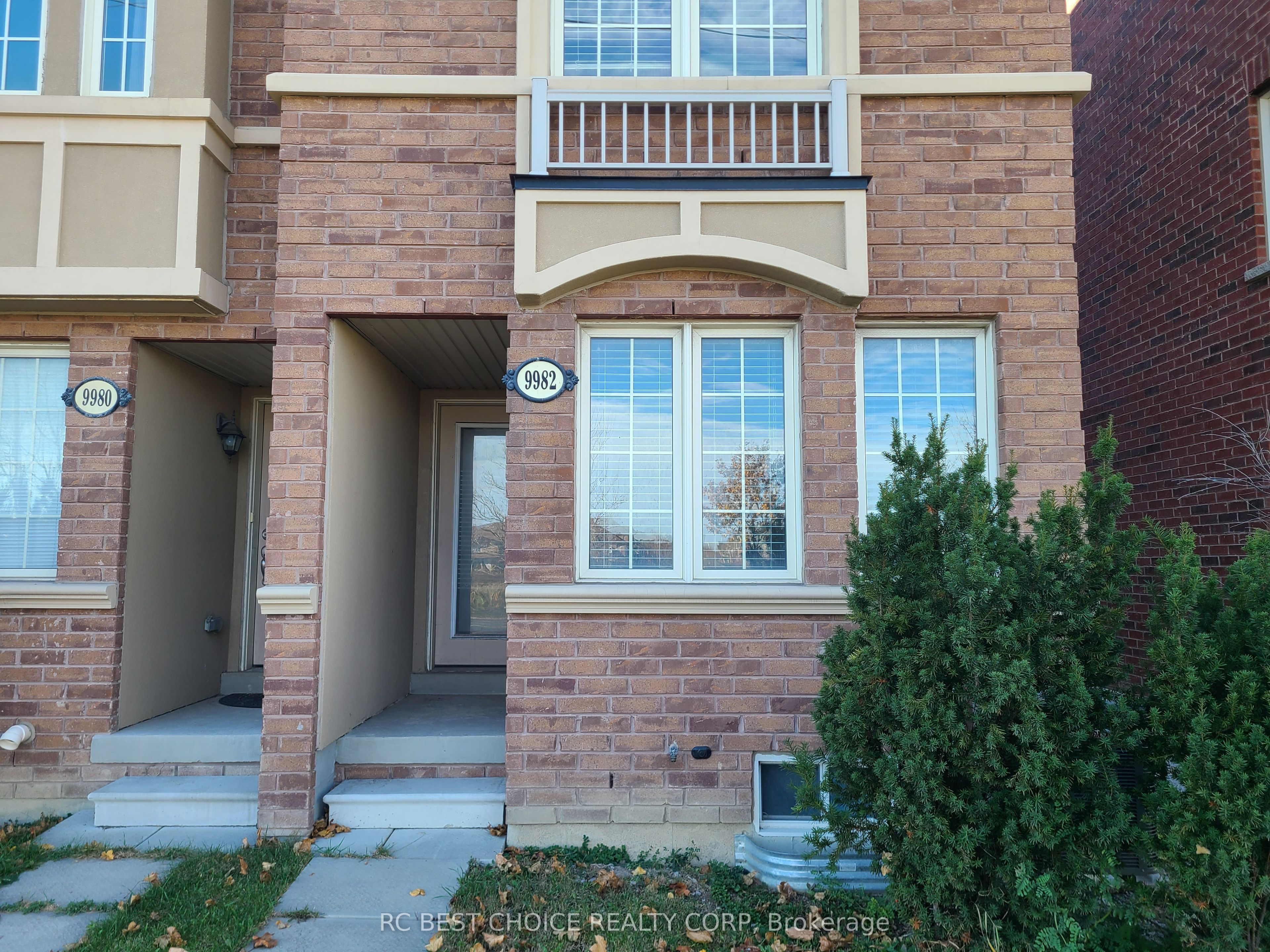 9982 Mccowan Road Property Photo 4