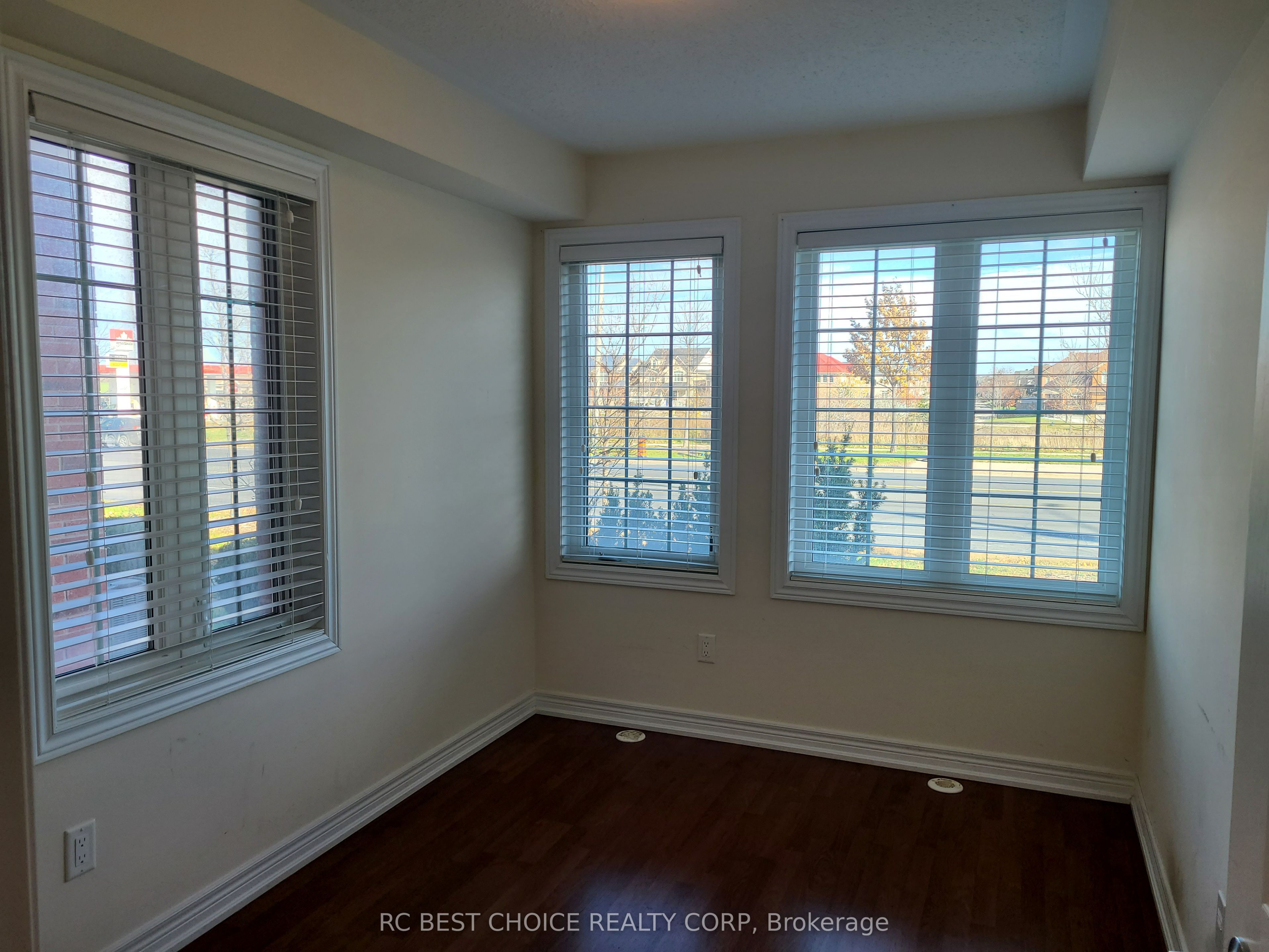 9982 Mccowan Road Property Photo 5