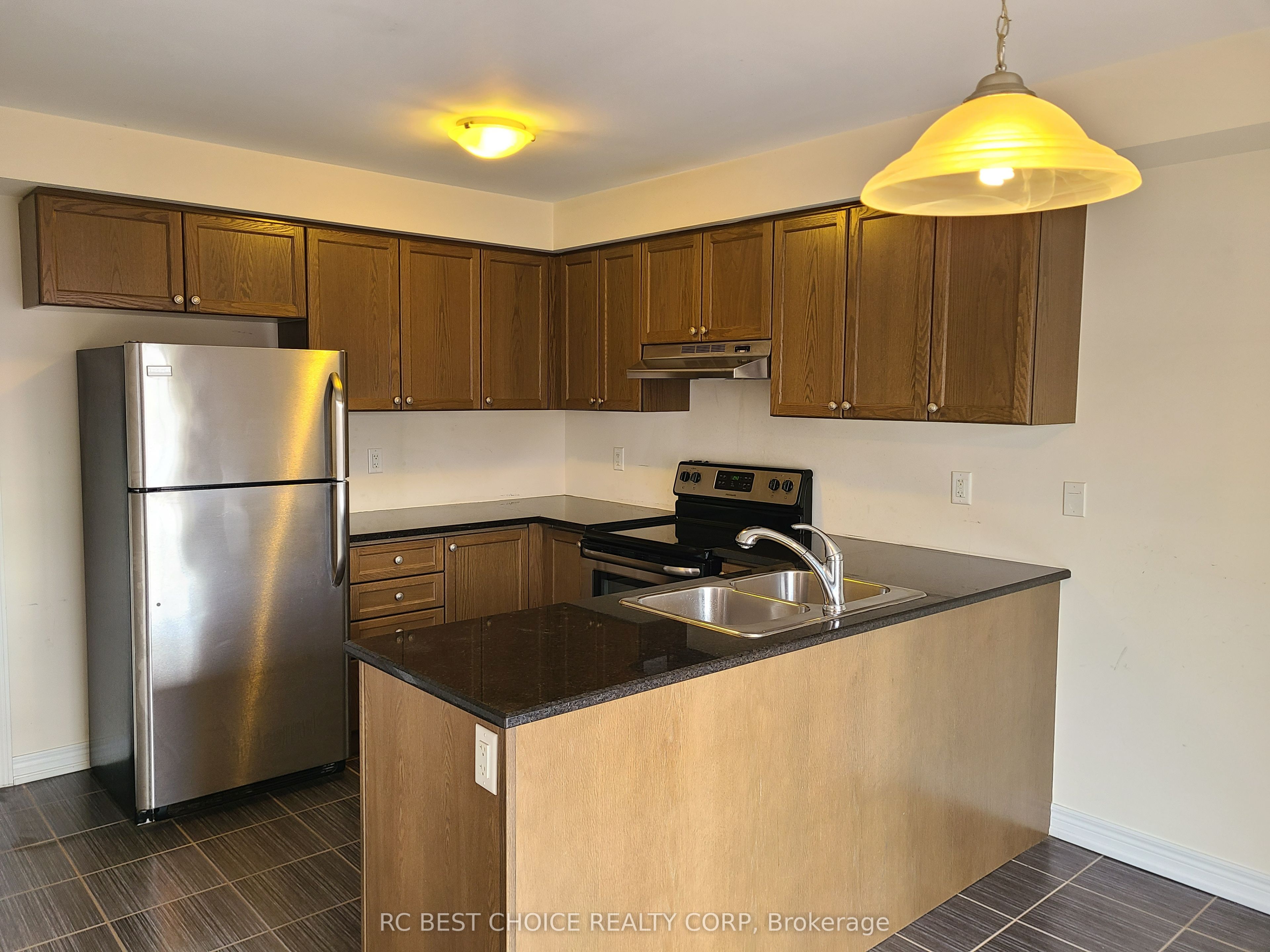9982 Mccowan Road Property Photo 14