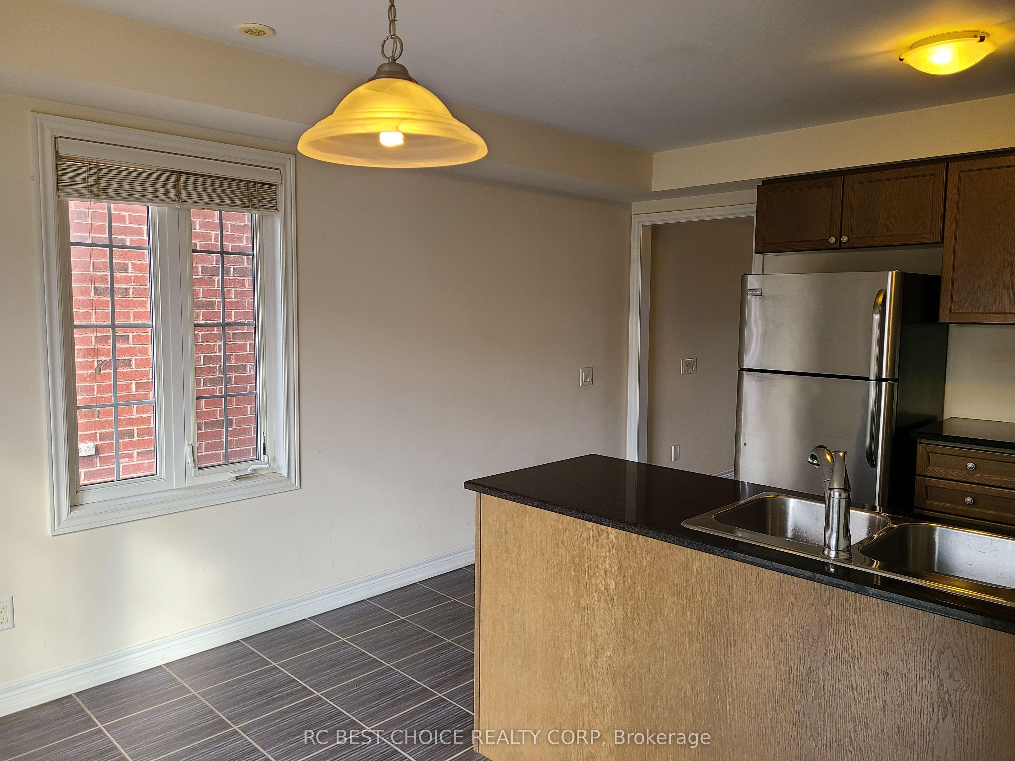 9982 Mccowan Road Property Photo 15