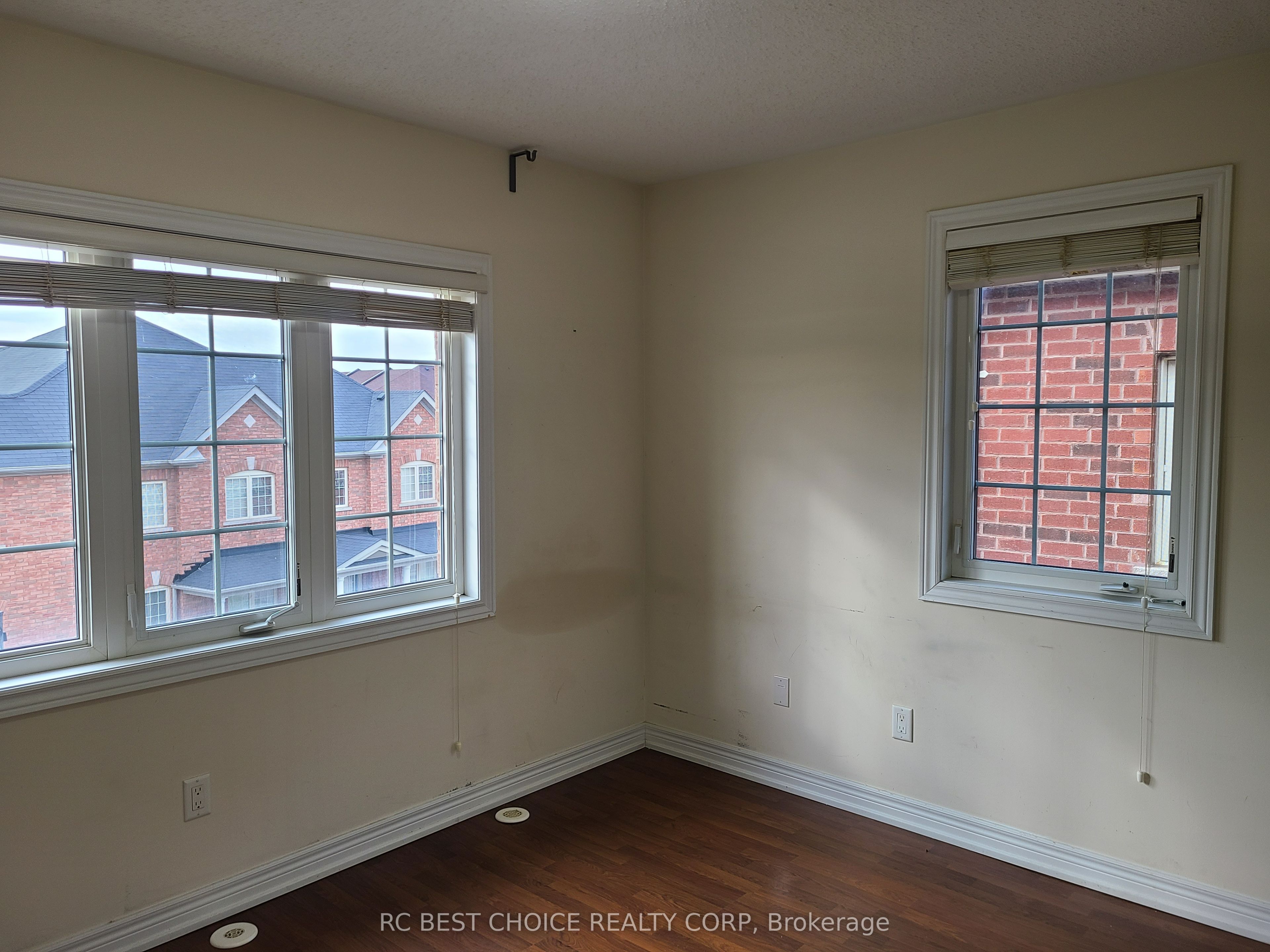 9982 Mccowan Road Property Photo 20