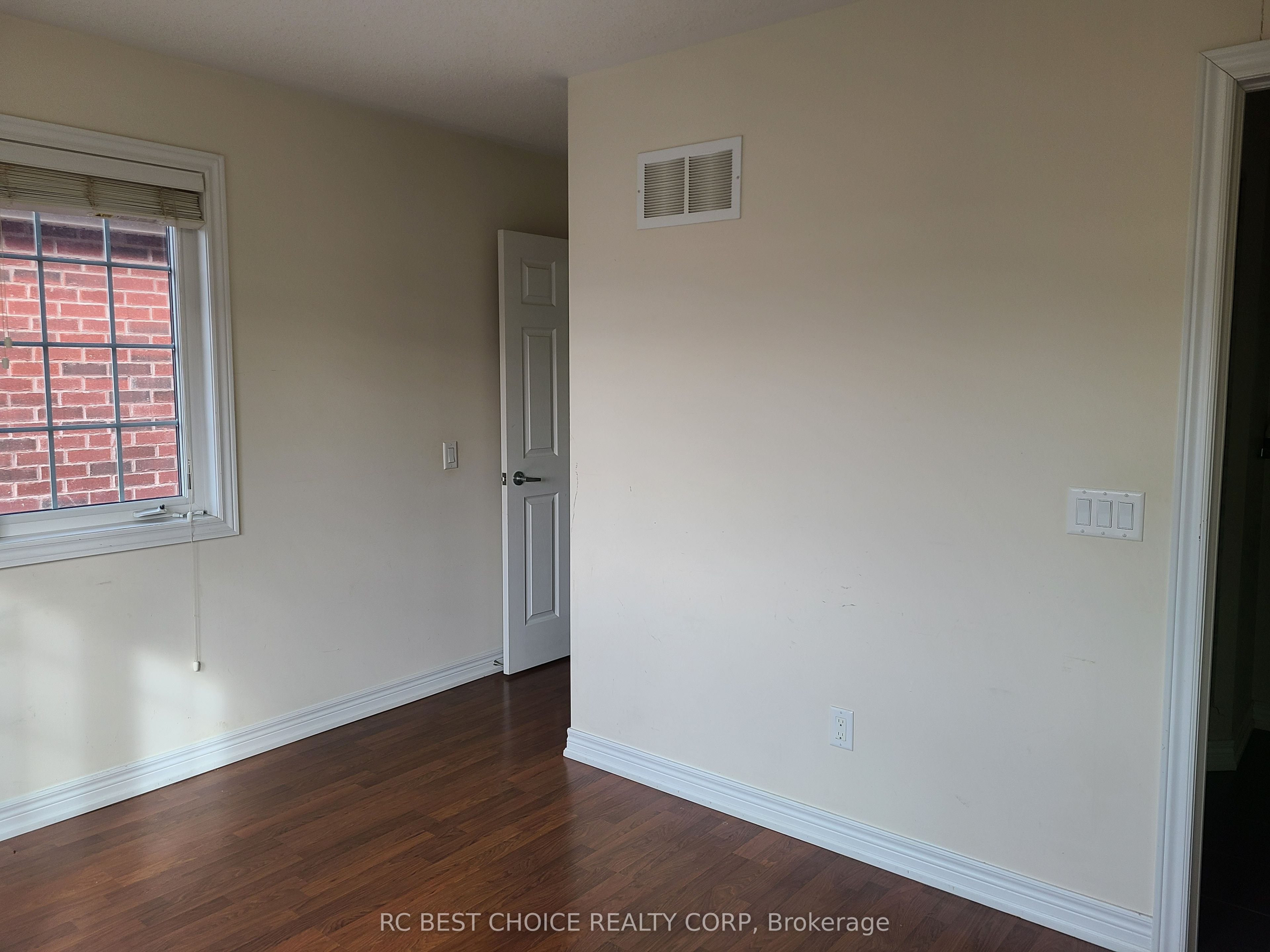 9982 Mccowan Road Property Photo 22