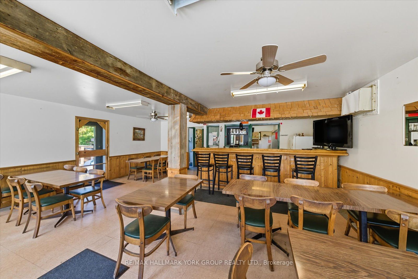 23035 Lake Ridge Road Property Photo 11