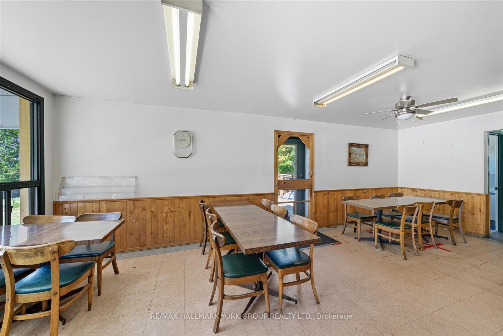 23035 Lake Ridge Road Property Photo 14