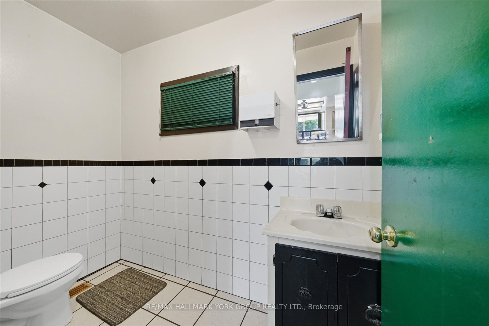 23035 Lake Ridge Road Property Photo 29