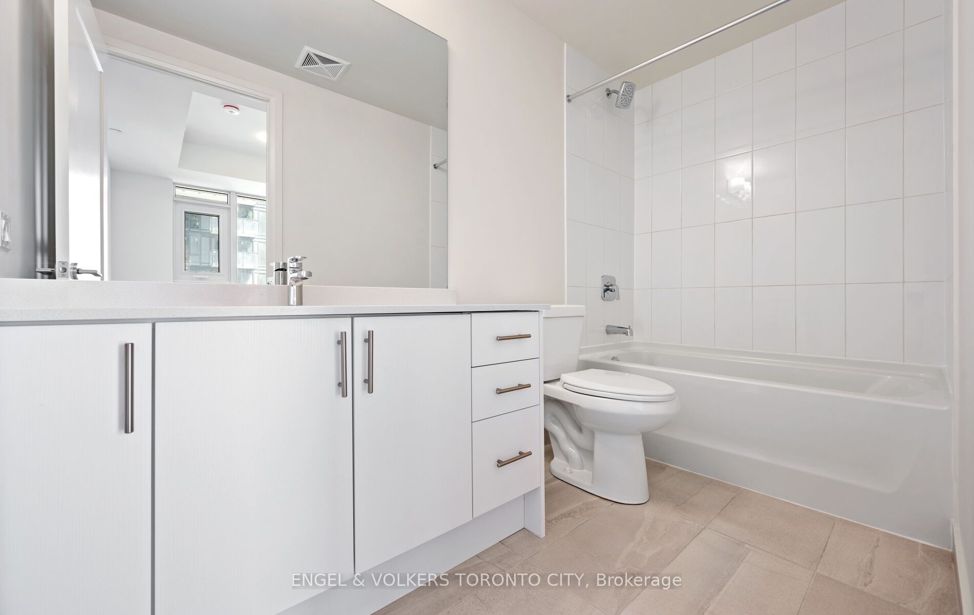 8960 Jane Street 1603 Property Photo 27