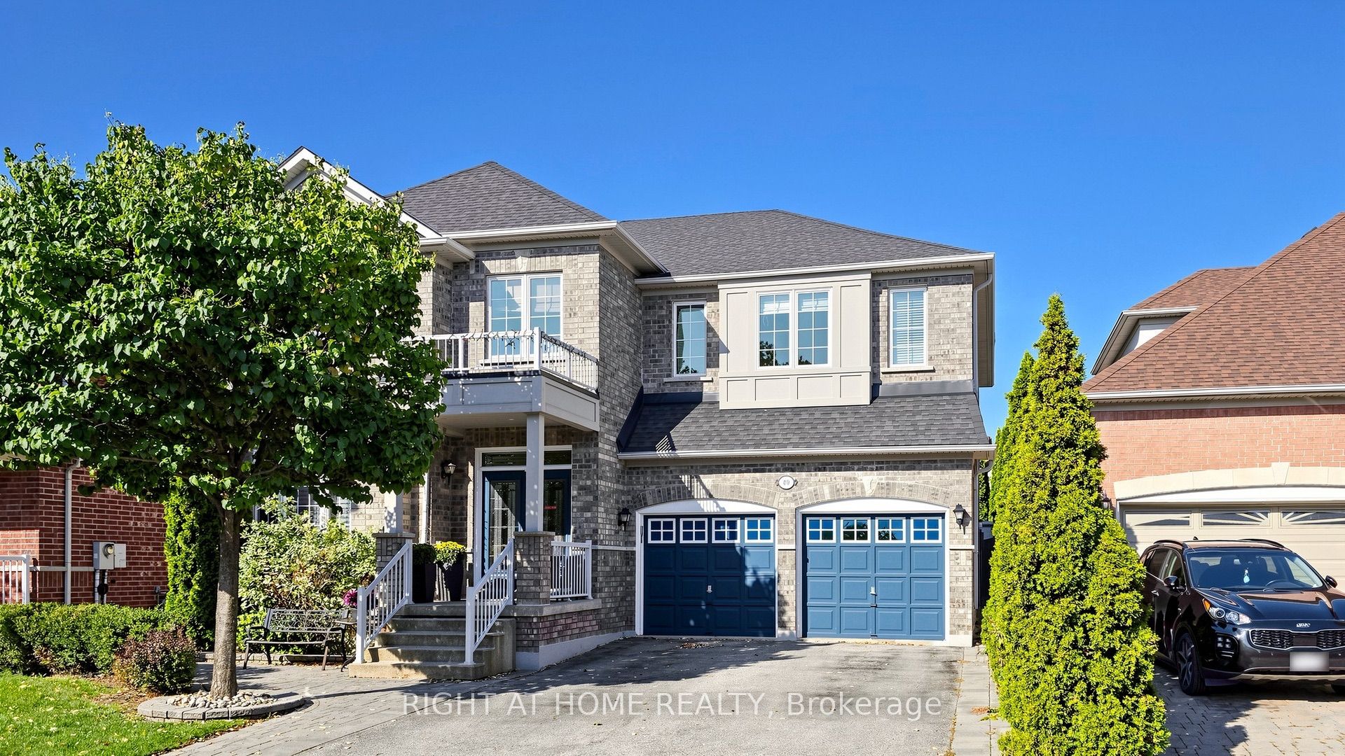 40 Chateau Drive Property Photo 1