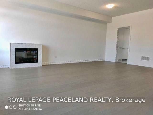 19 Frank Charlton Avenue Property Photo 2