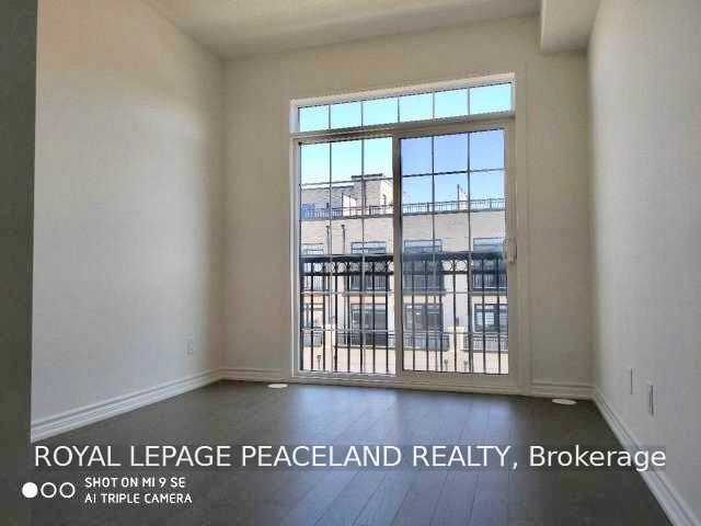 19 Frank Charlton Avenue Property Photo 8