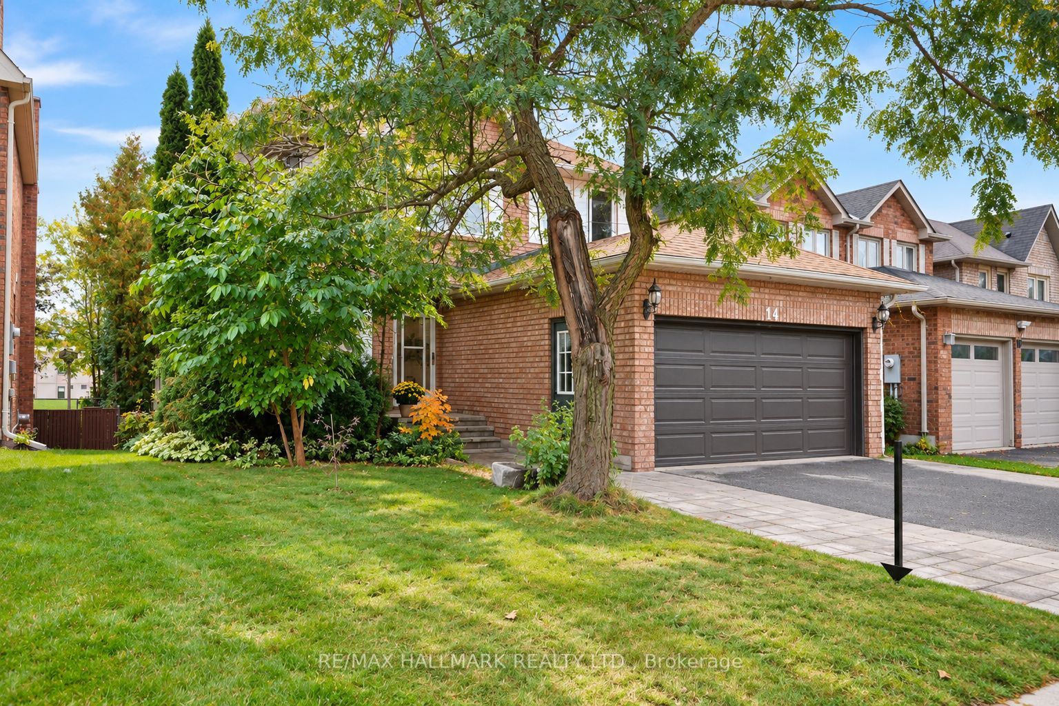 14 Crawford Rose Drive Property Photo 2