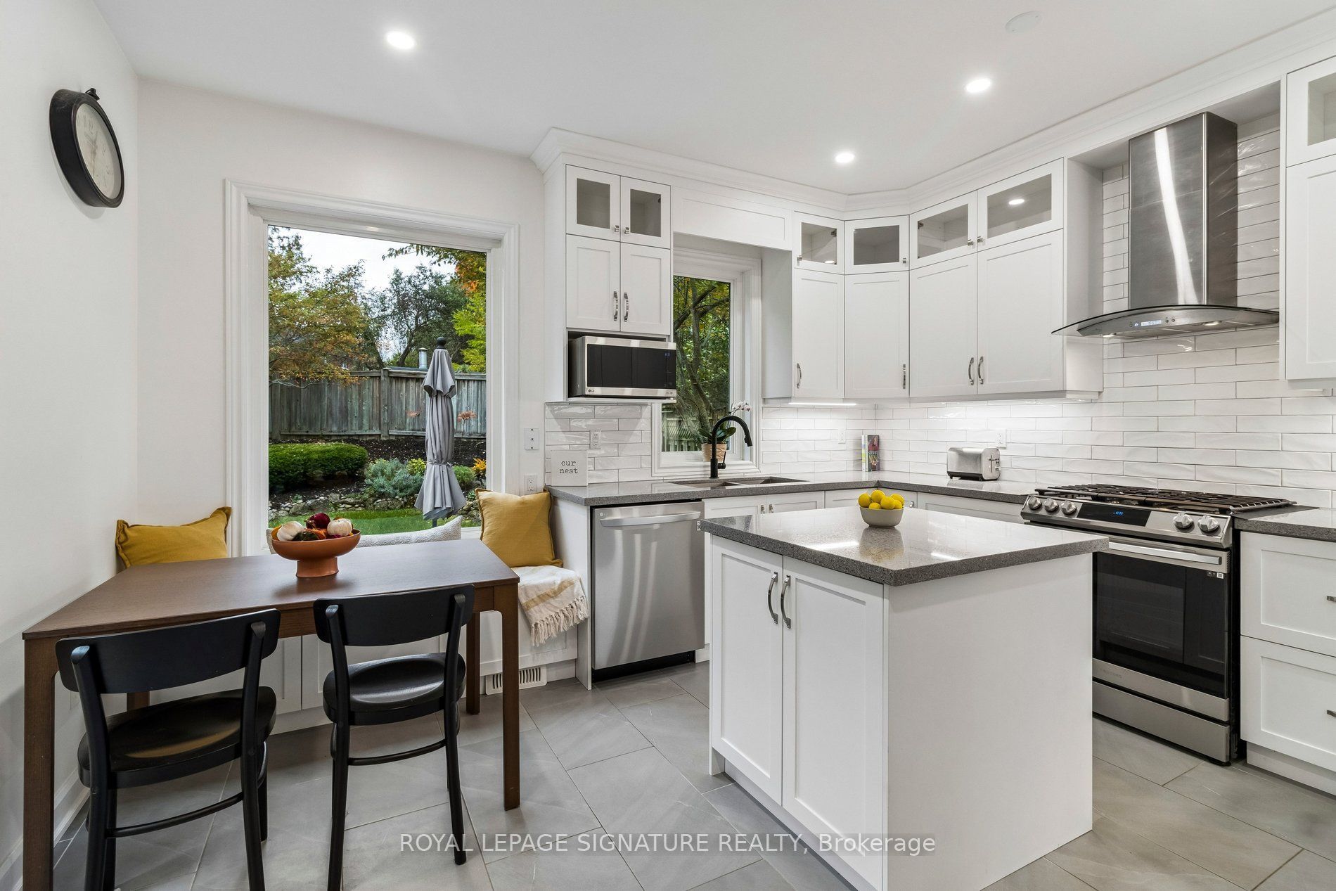 19 Ballymore Drive Property Photo 11
