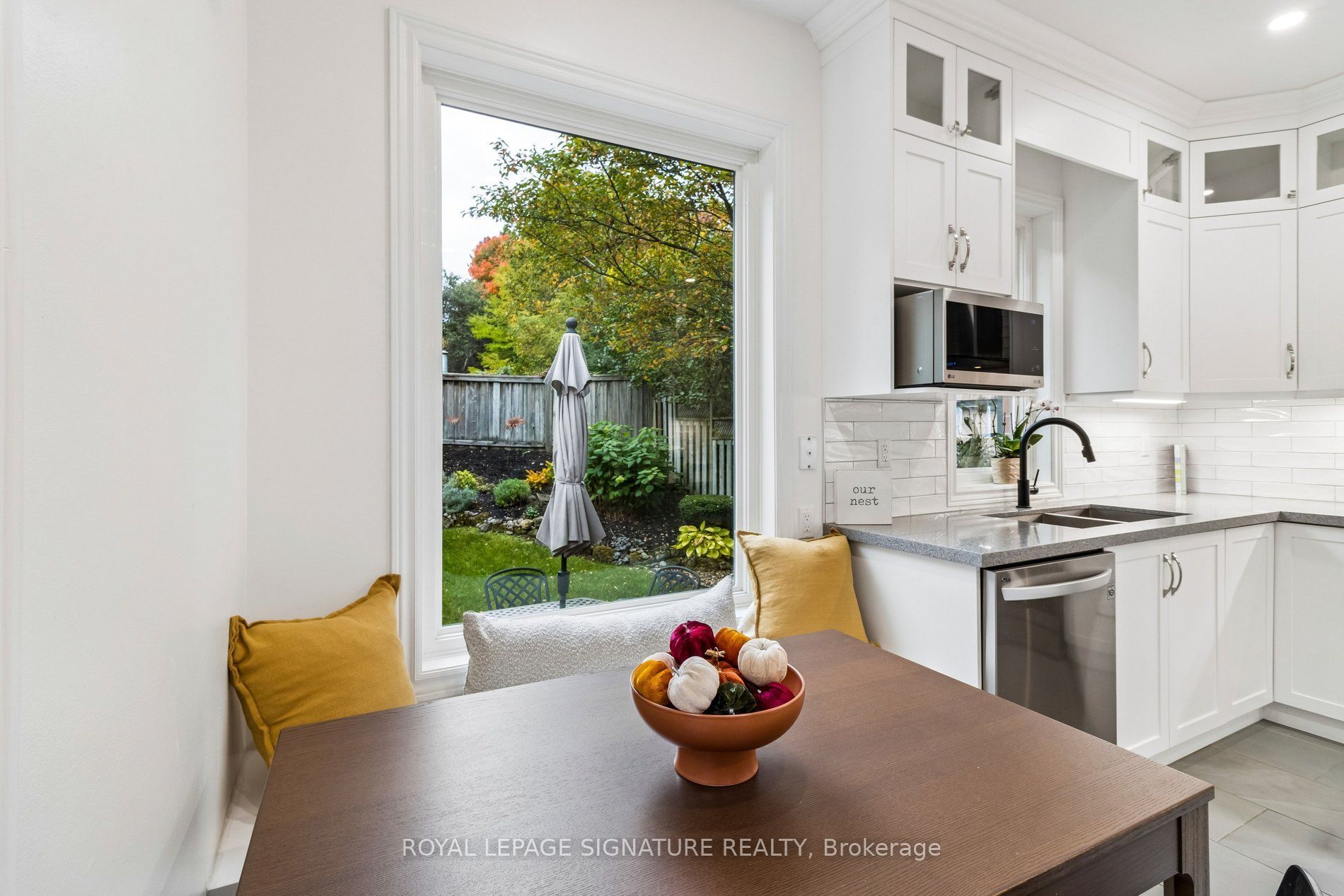 19 Ballymore Drive Property Photo 15
