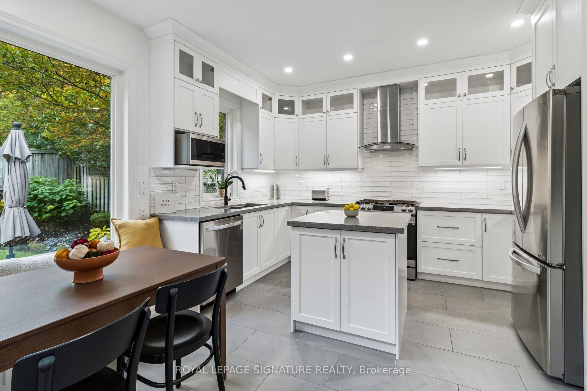 19 Ballymore Drive Property Photo 18