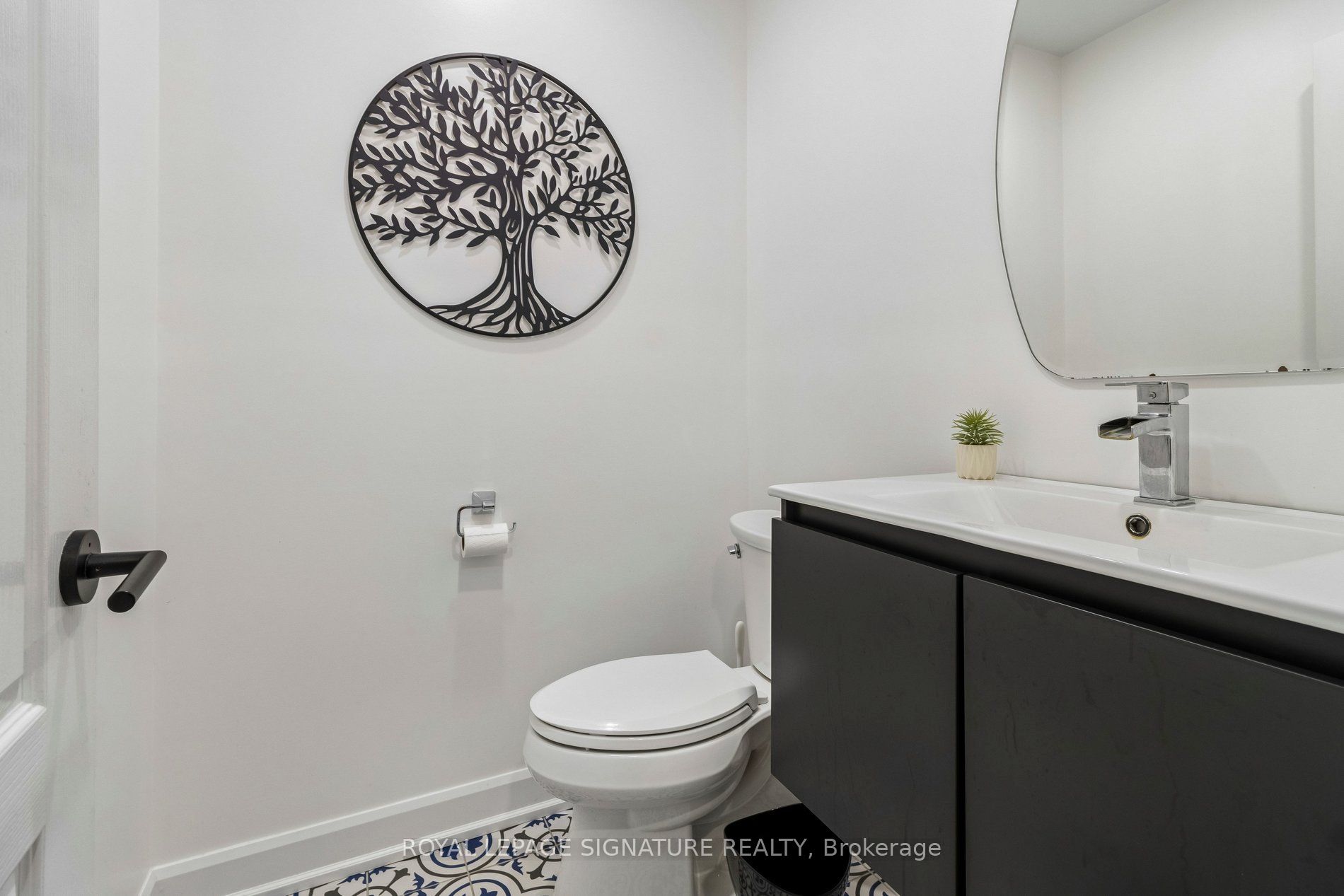 19 Ballymore Drive Property Photo 21
