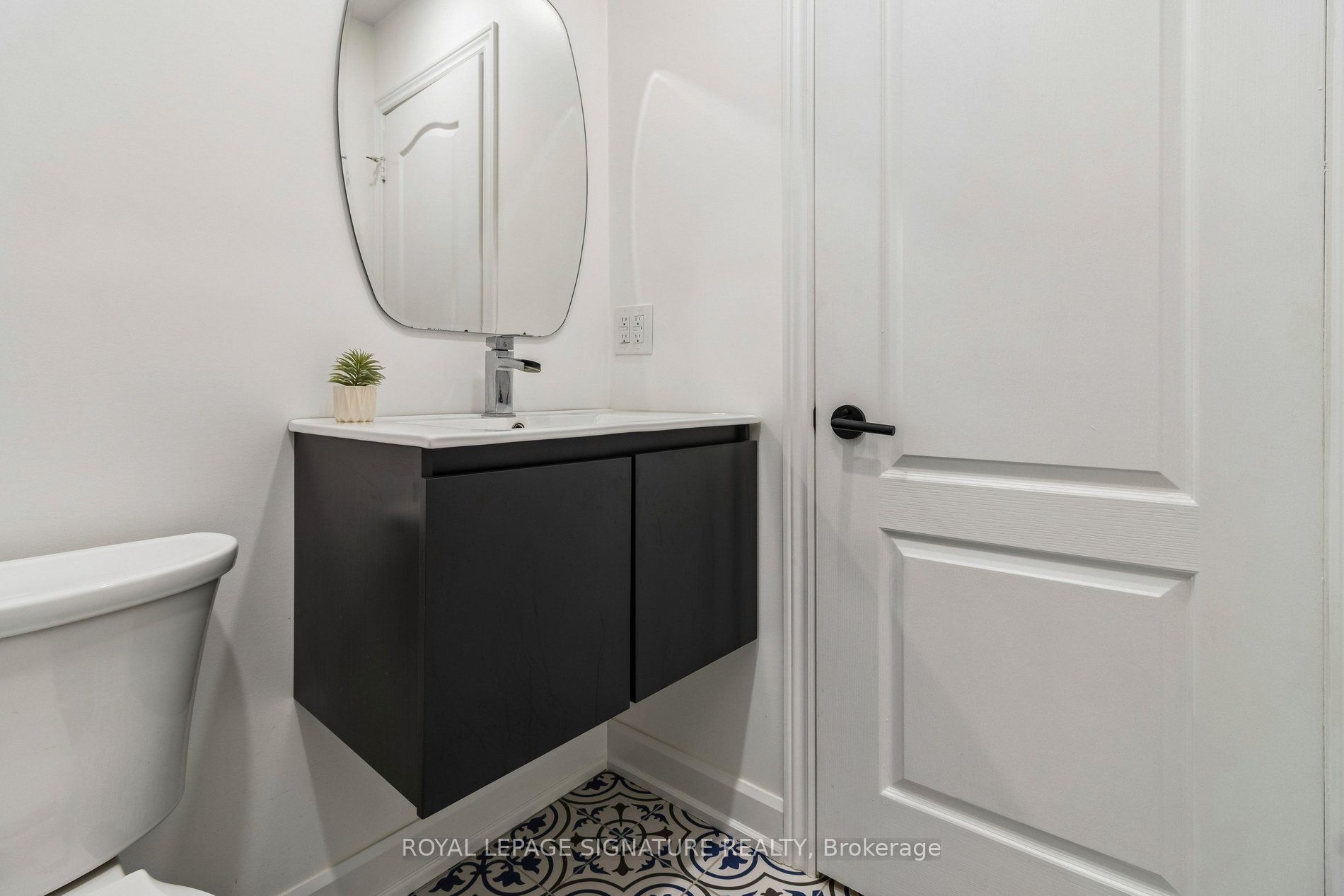 19 Ballymore Drive Property Photo 22
