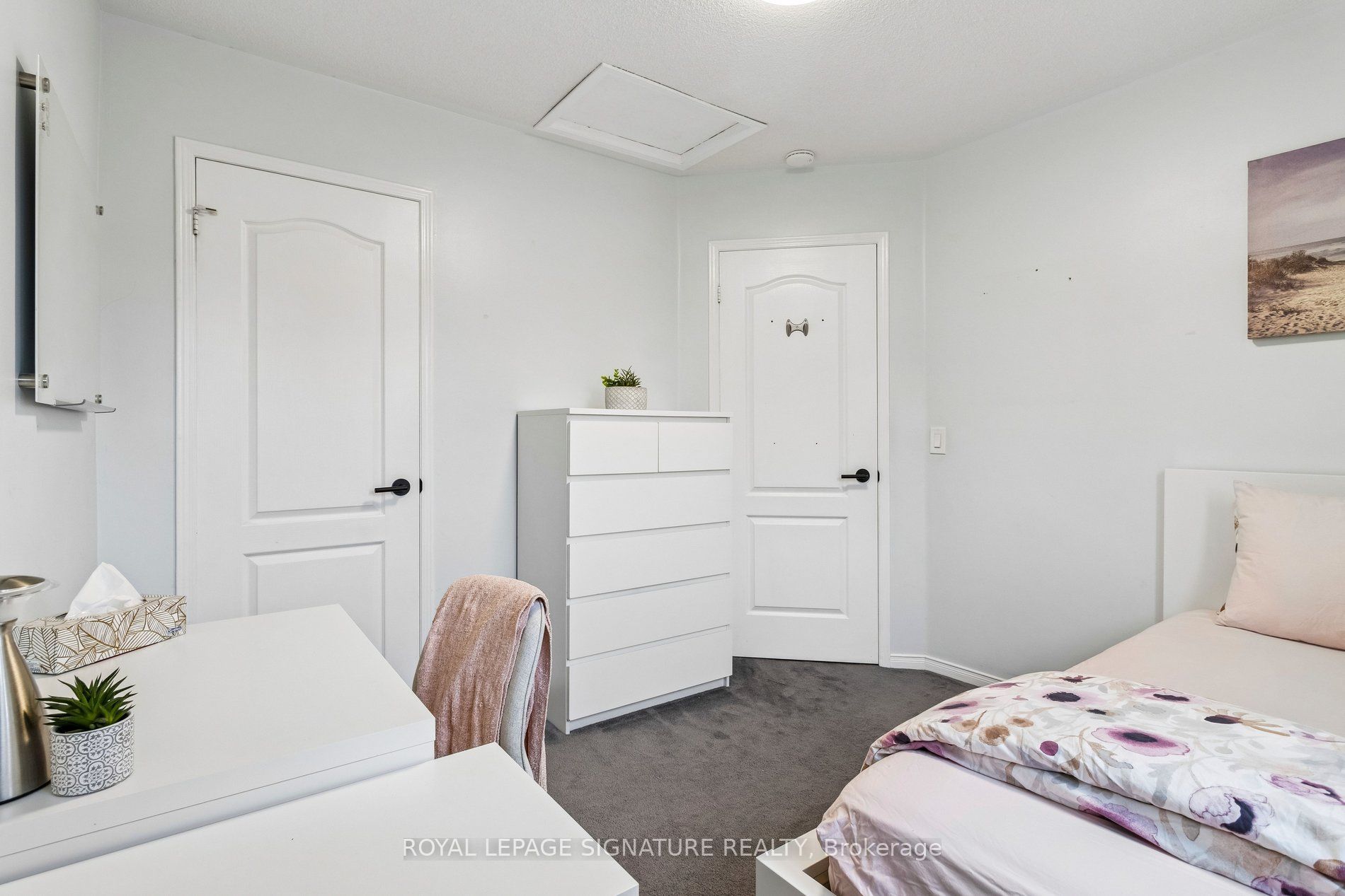 19 Ballymore Drive Property Photo 27