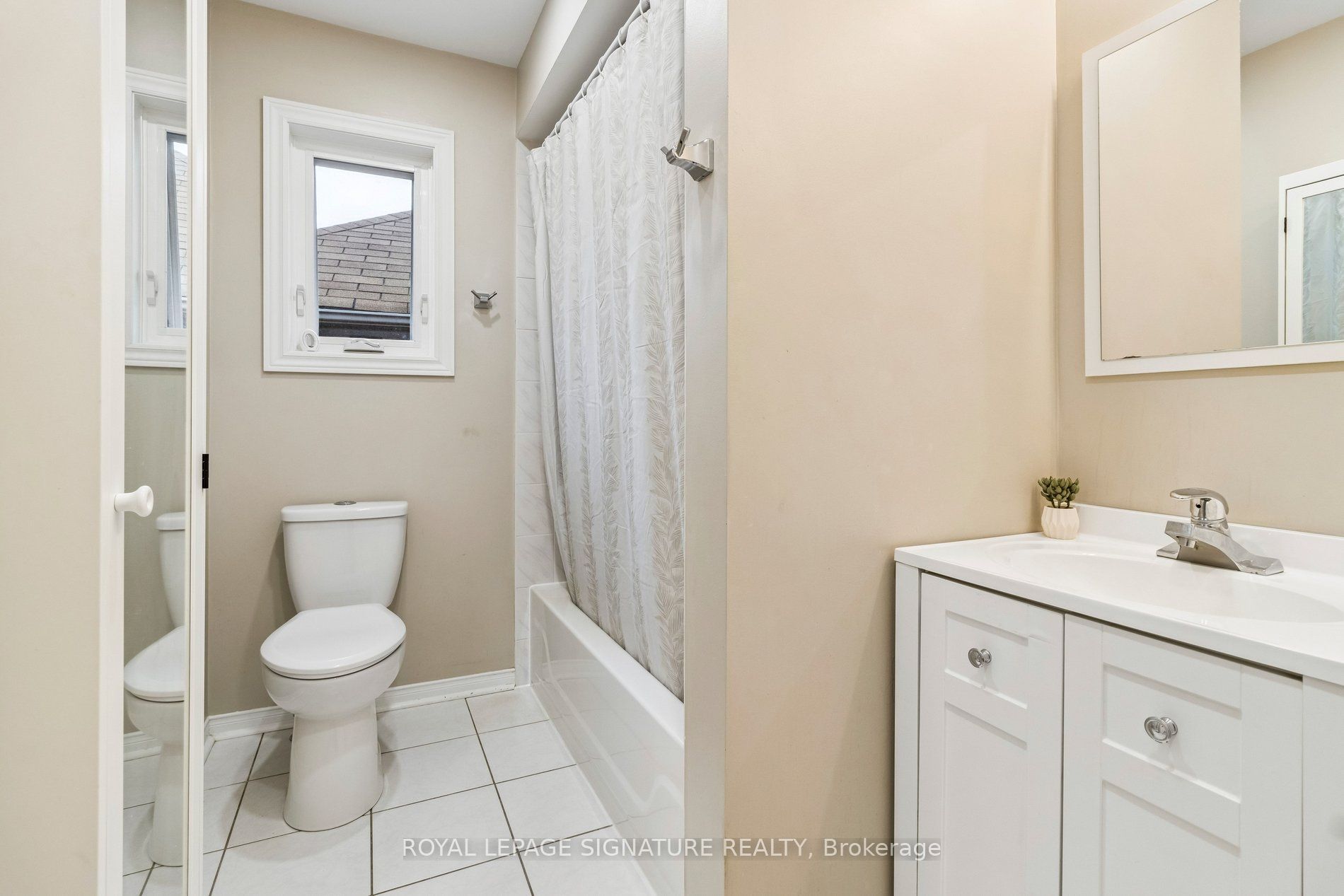 19 Ballymore Drive Property Photo 29