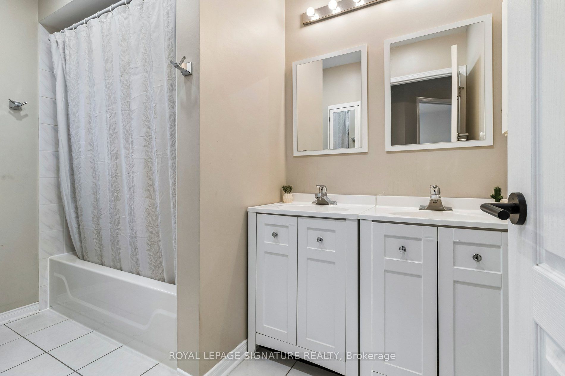 19 Ballymore Drive Property Photo 30