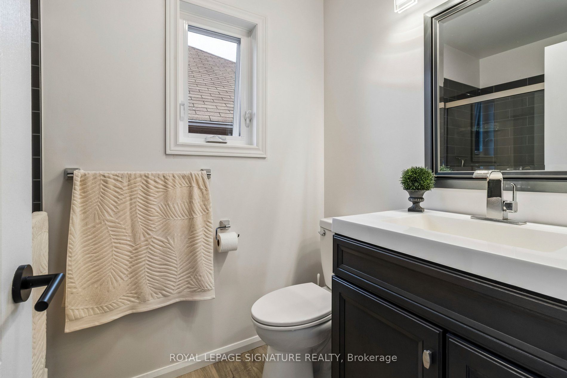 19 Ballymore Drive Property Photo 34