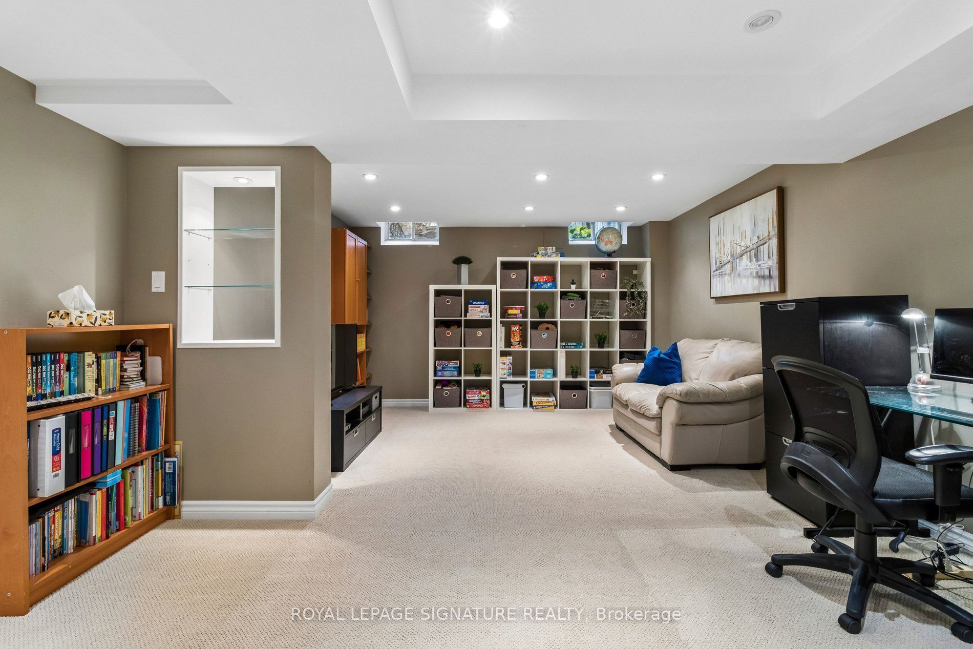 19 Ballymore Drive Property Photo 37
