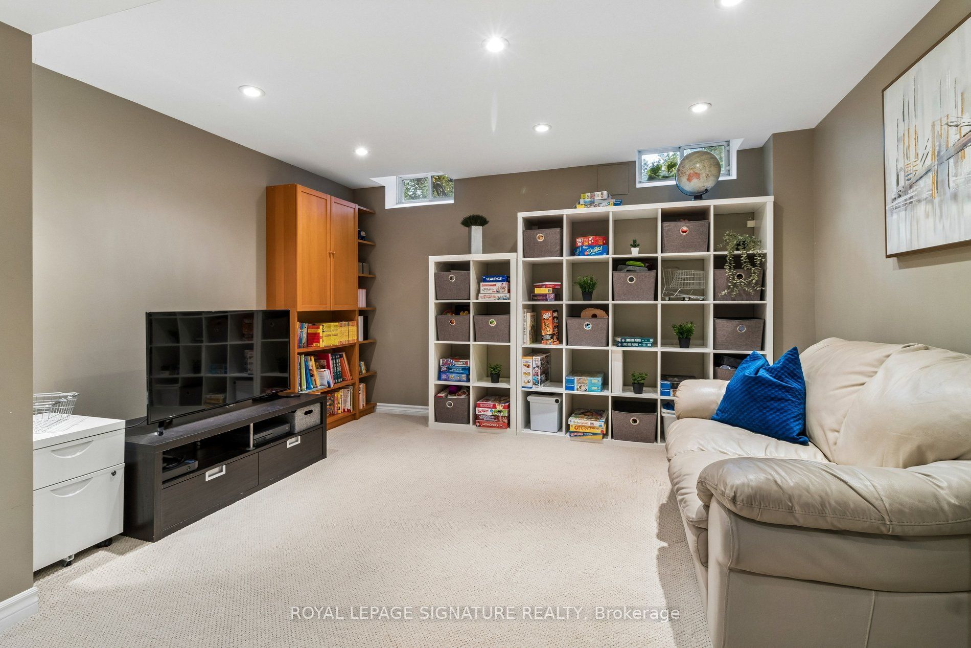 19 Ballymore Drive Property Photo 40