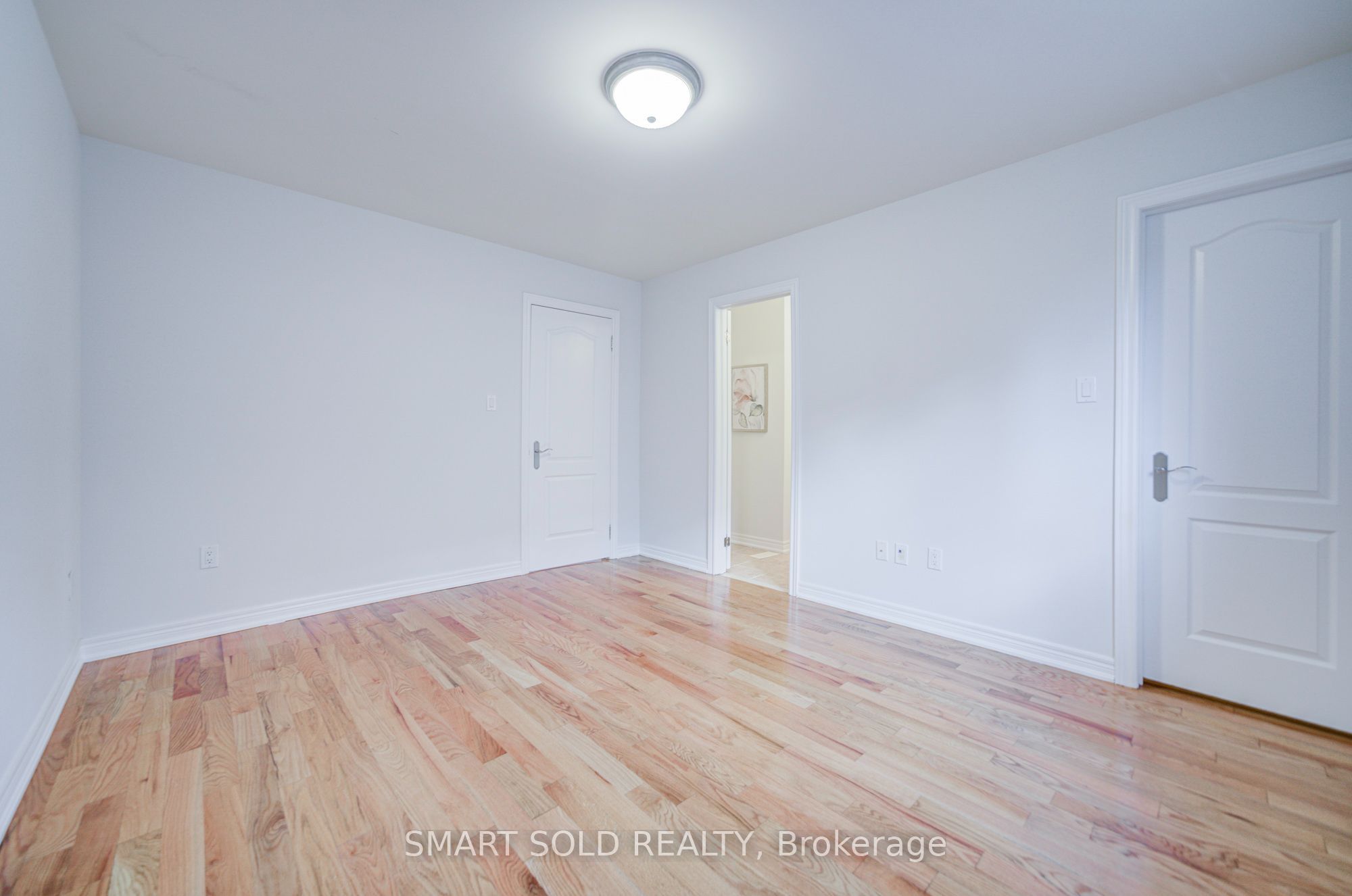 25 Oak Avenue Property Photo 31