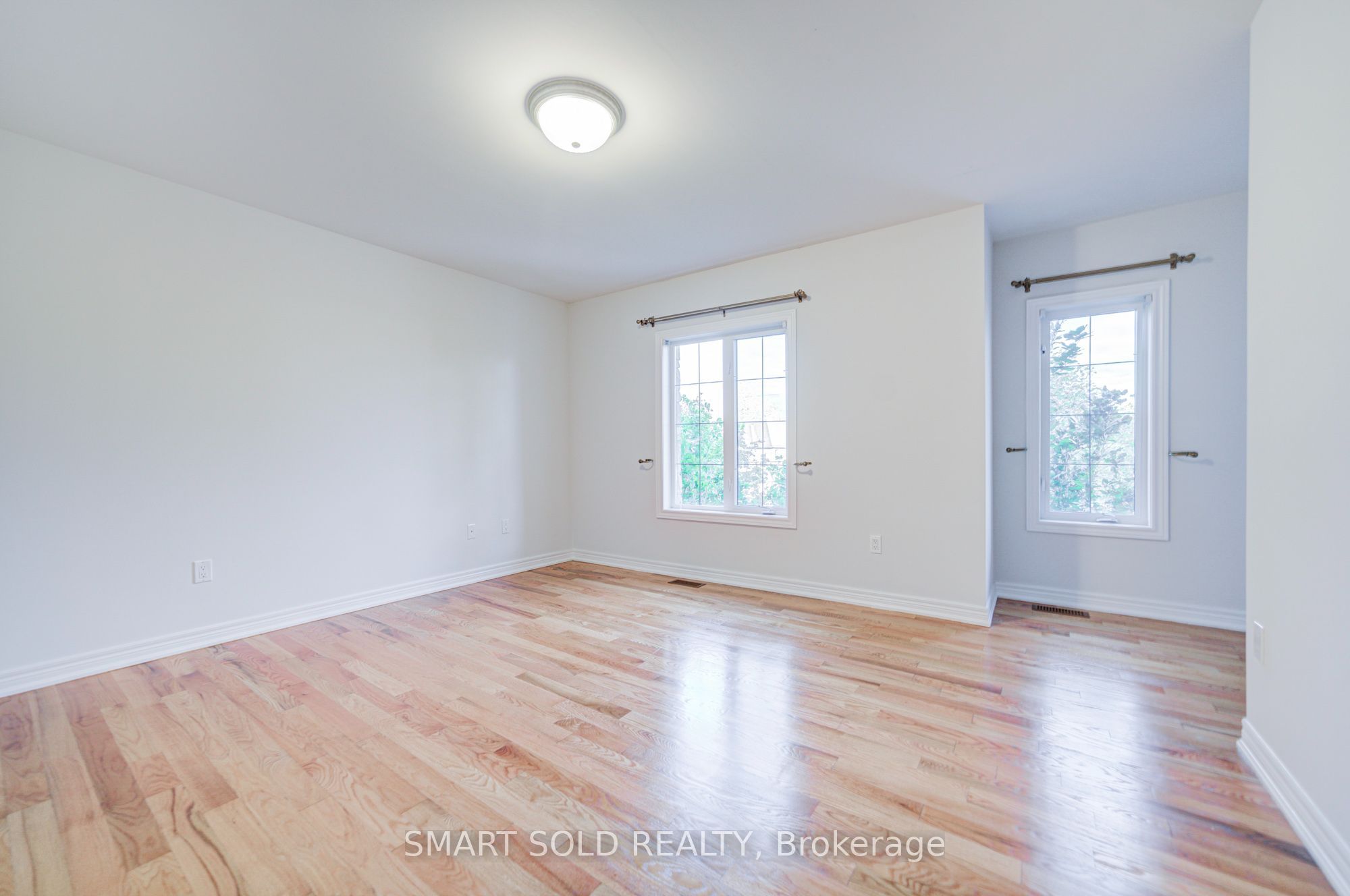 25 Oak Avenue Property Photo 36