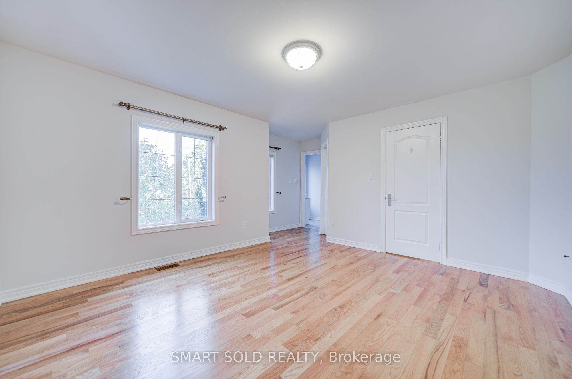 25 Oak Avenue Property Photo 38