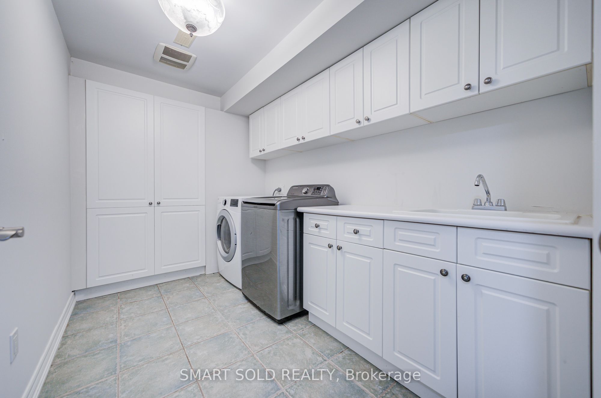 25 Oak Avenue Property Photo 40