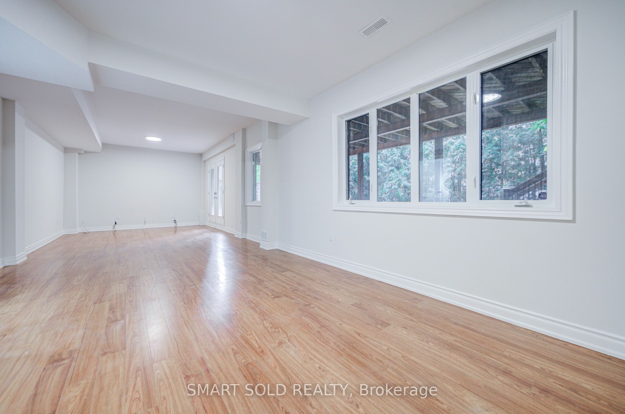 25 Oak Avenue Property Photo 42