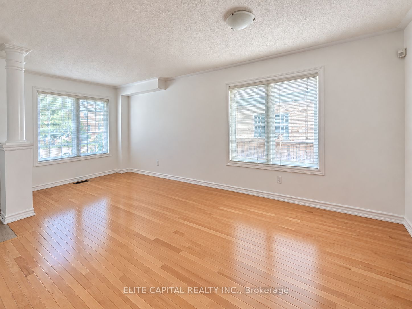 195 South Unionville Avenue Property Photo 2