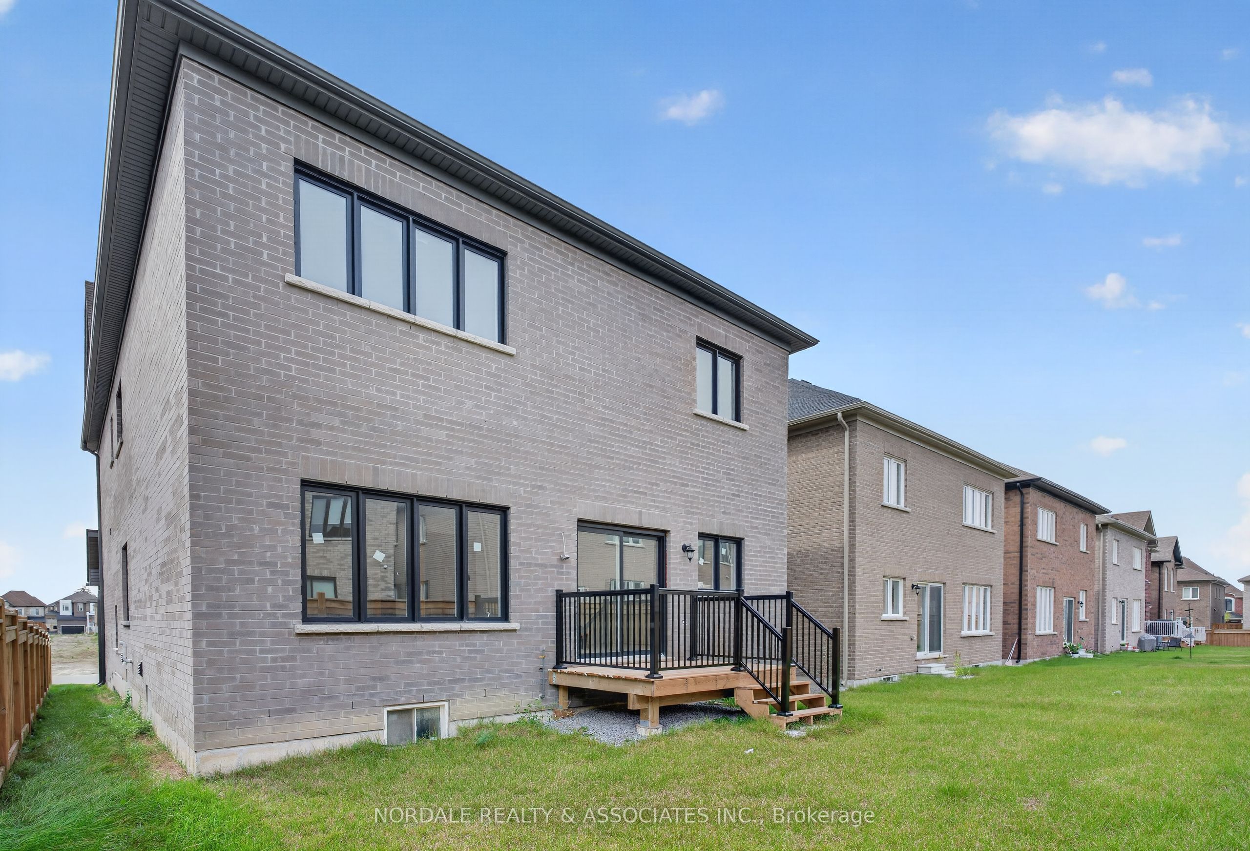 25 Aida Place Property Photo 11