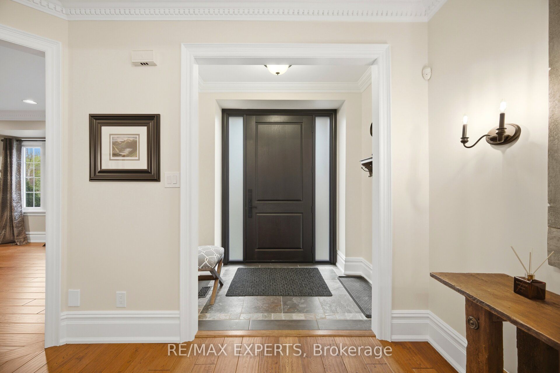 904 Damascus Court Property Photo 6