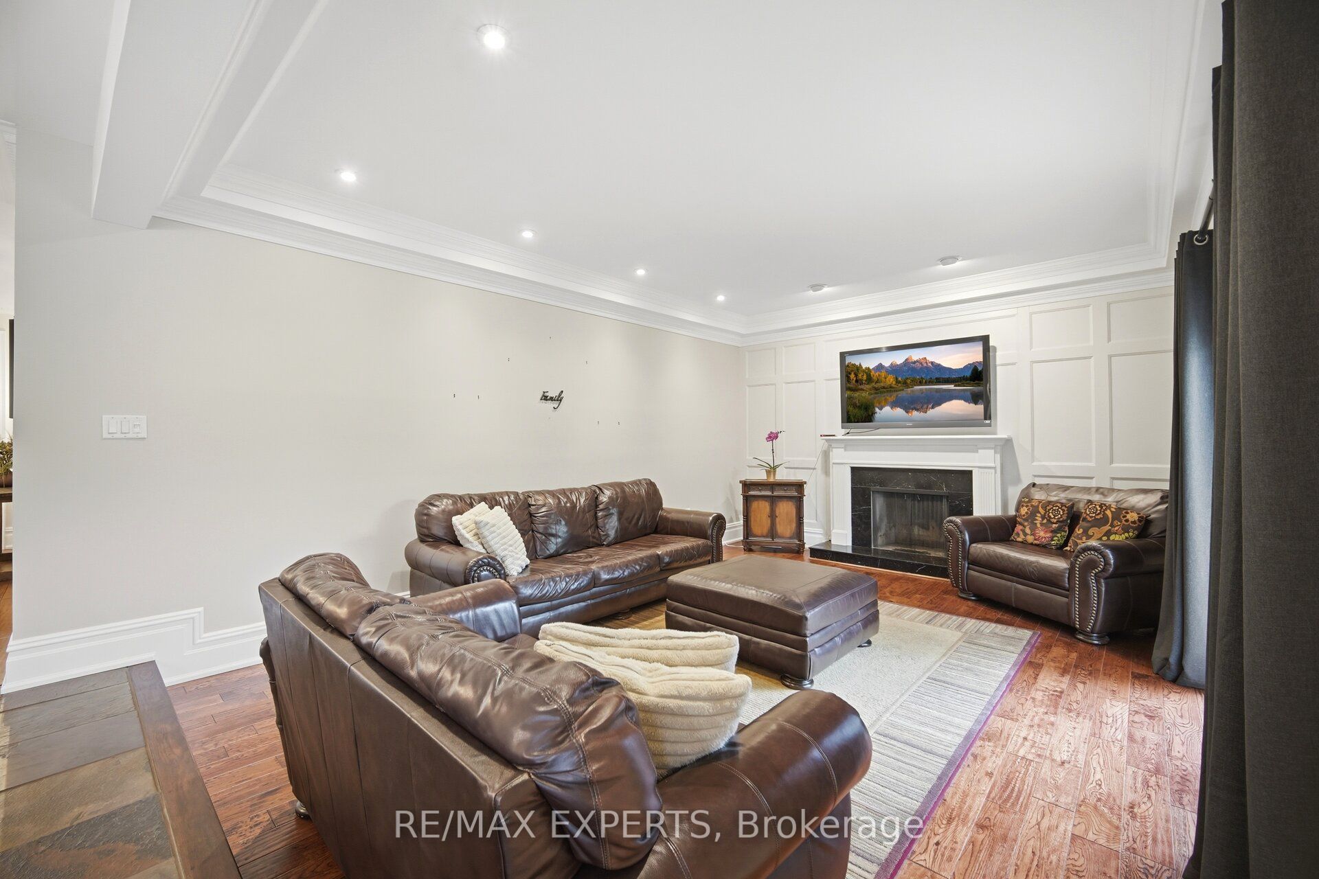 904 Damascus Court Property Photo 14