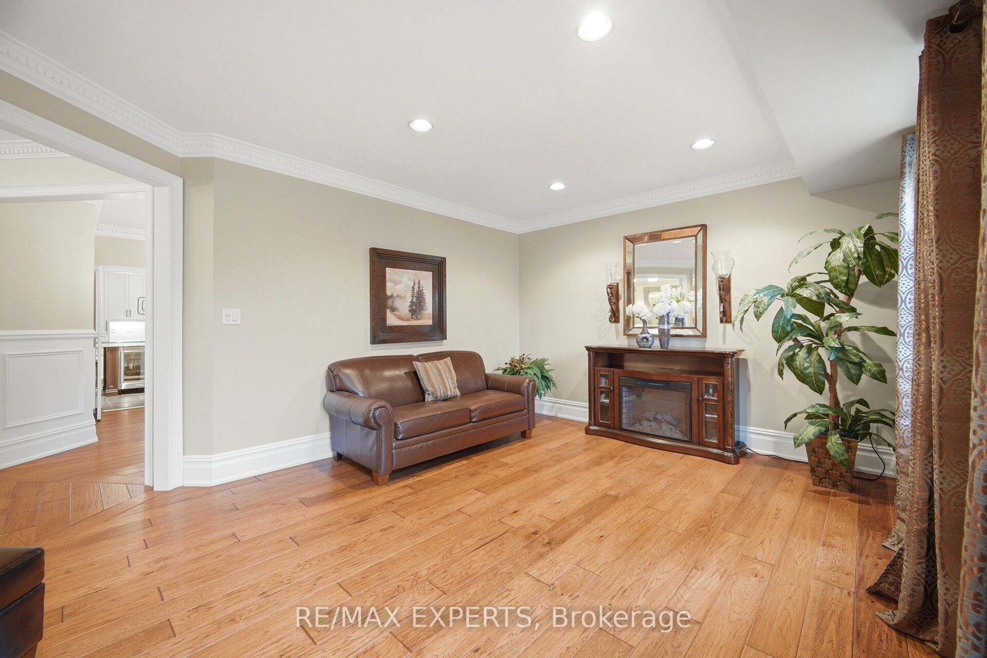 904 Damascus Court Property Photo 21