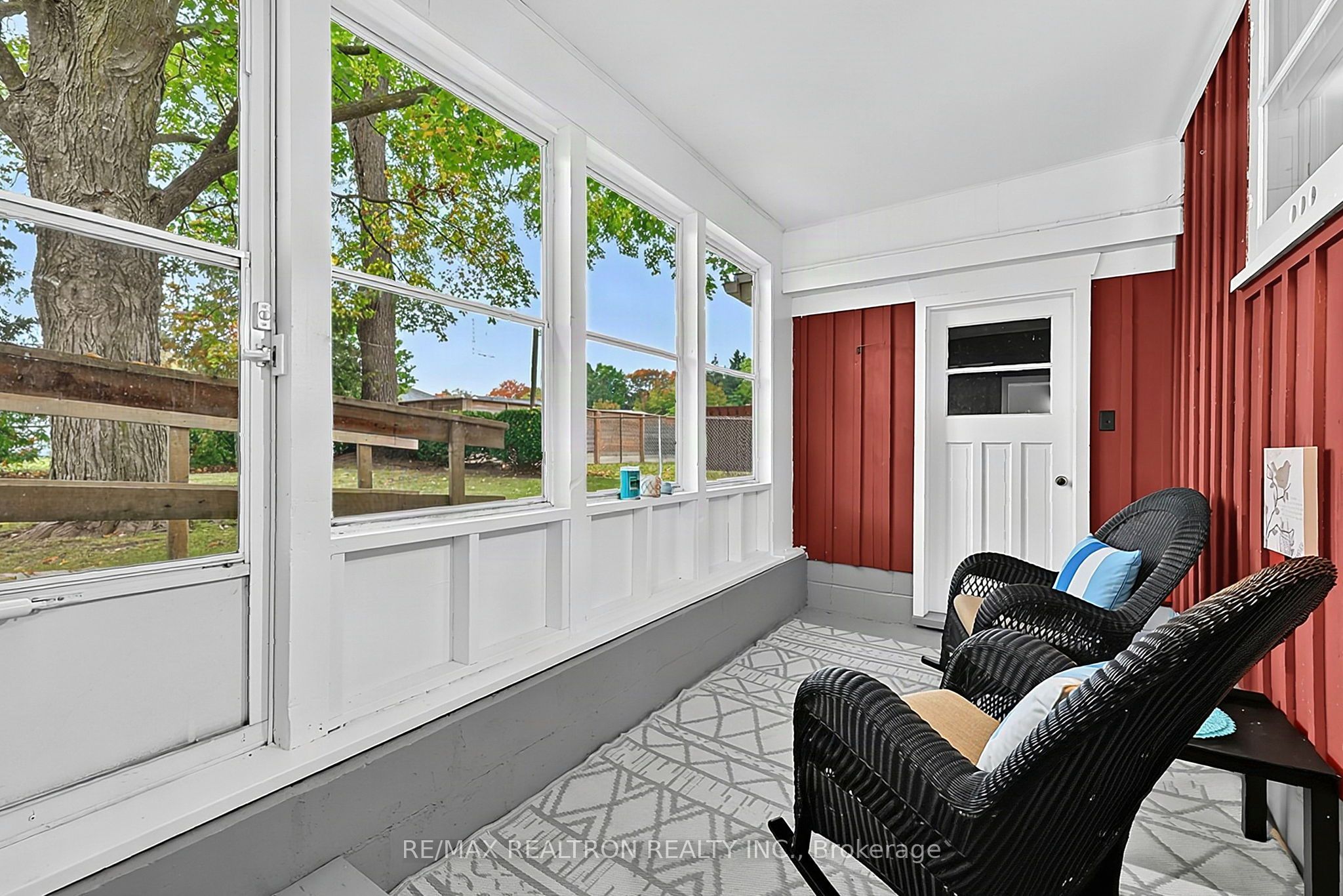 250 Helmer Avenue Property Photo 12