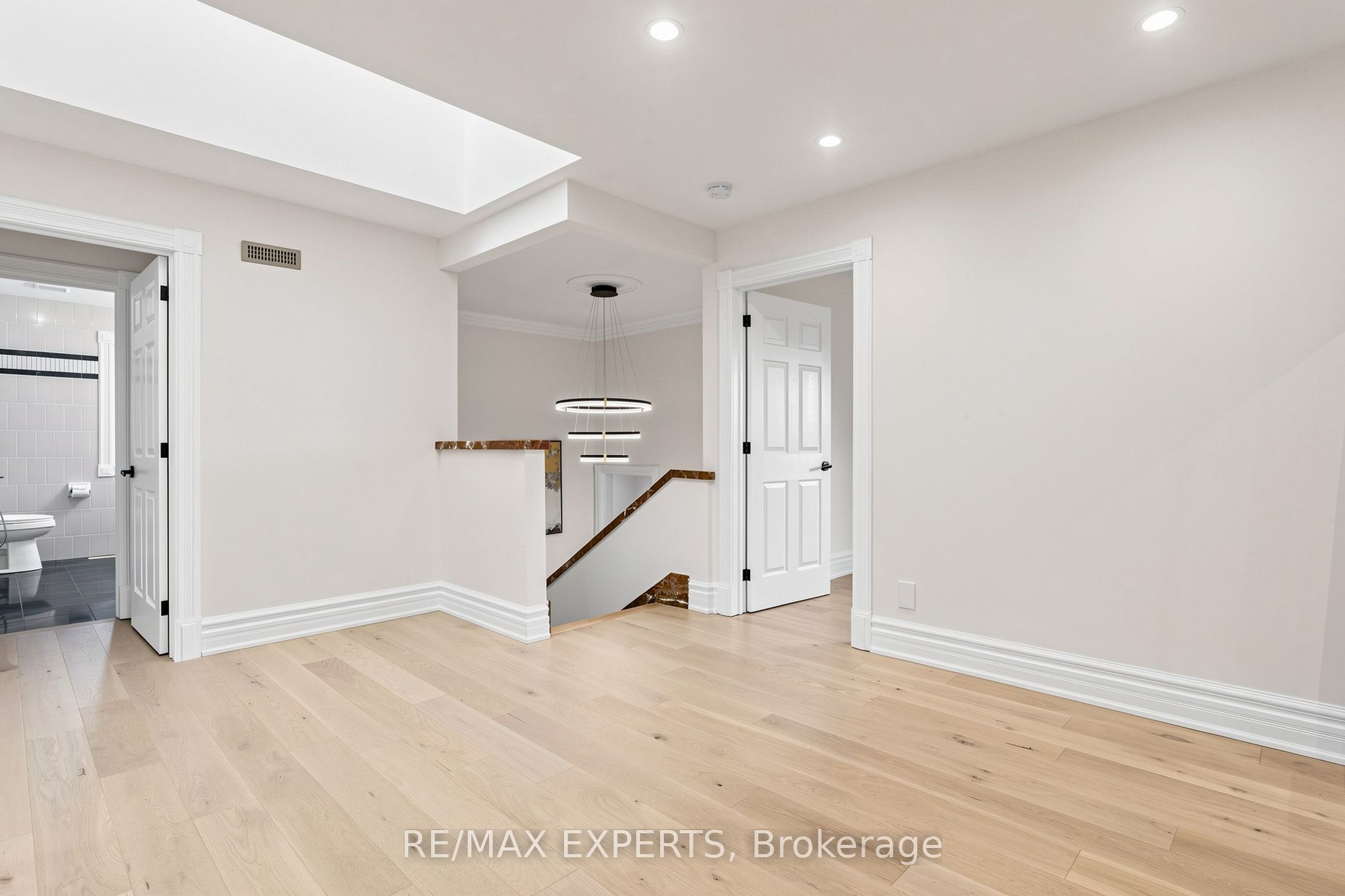 64 Humberwood Gate Property Photo 27