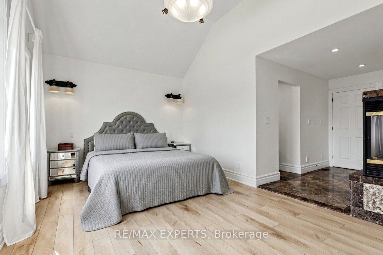 64 Humberwood Gate Property Photo 28