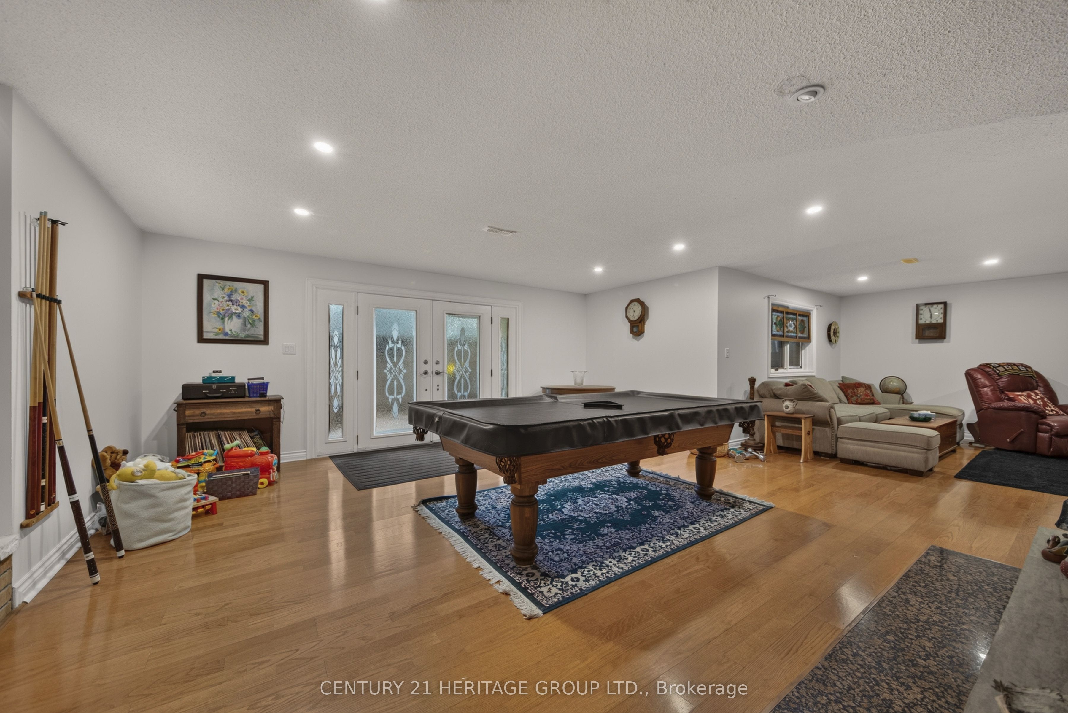1 Arthur Evans Crescent Property Photo 32
