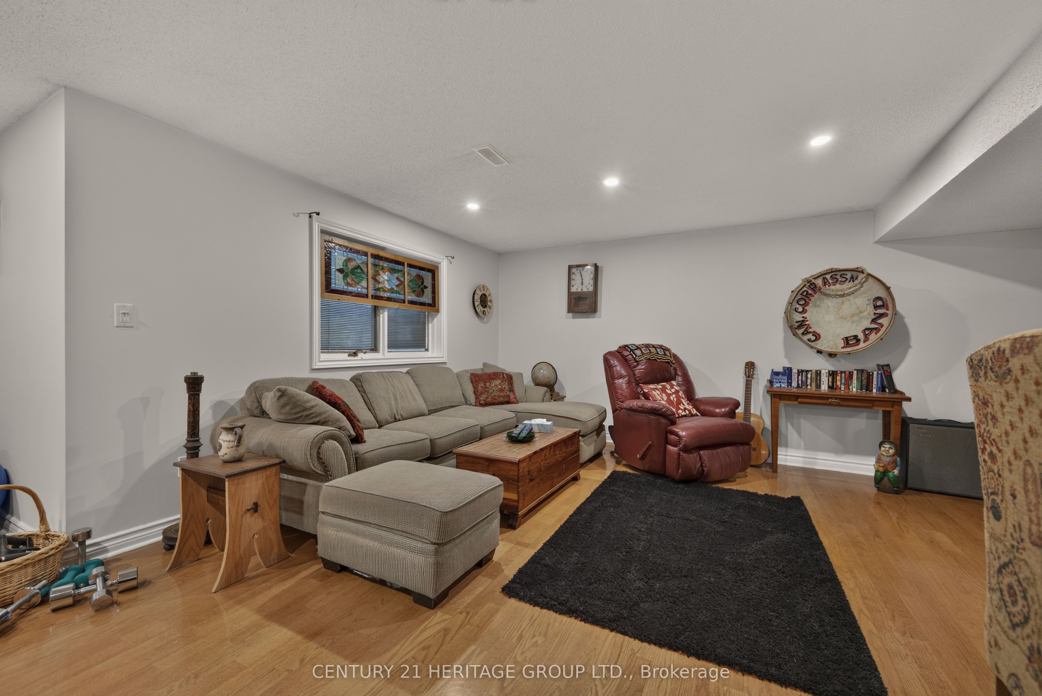 1 Arthur Evans Crescent Property Photo 34