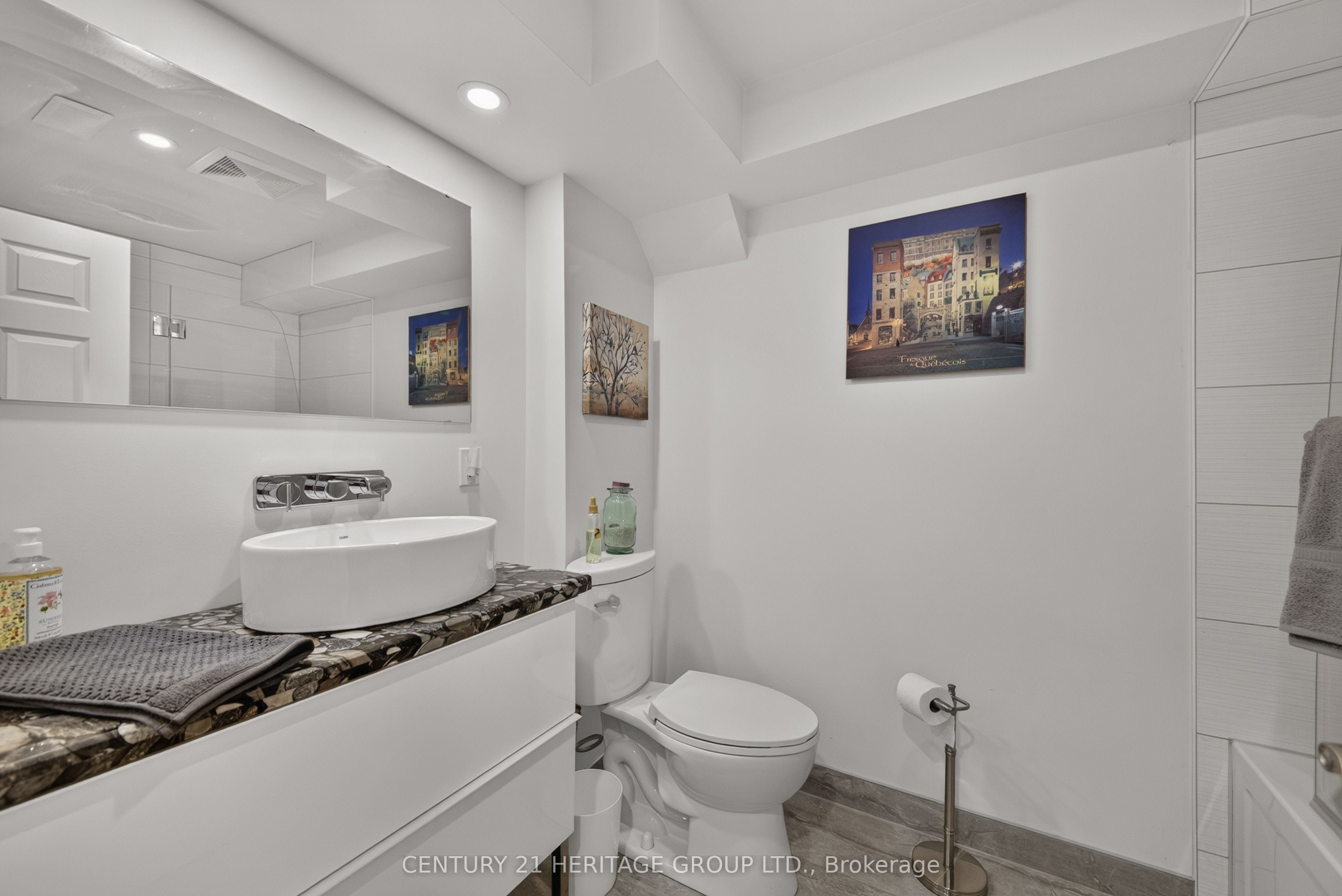 1 Arthur Evans Crescent Property Photo 41