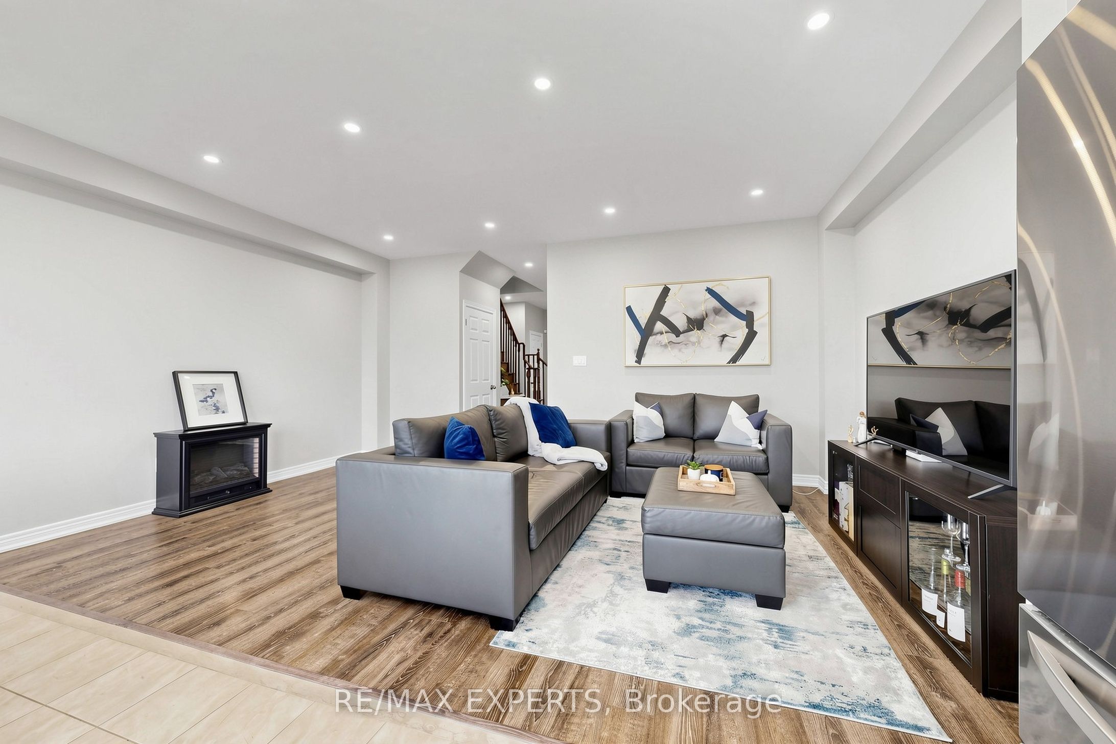 1303 Bardeau Street Property Photo 3