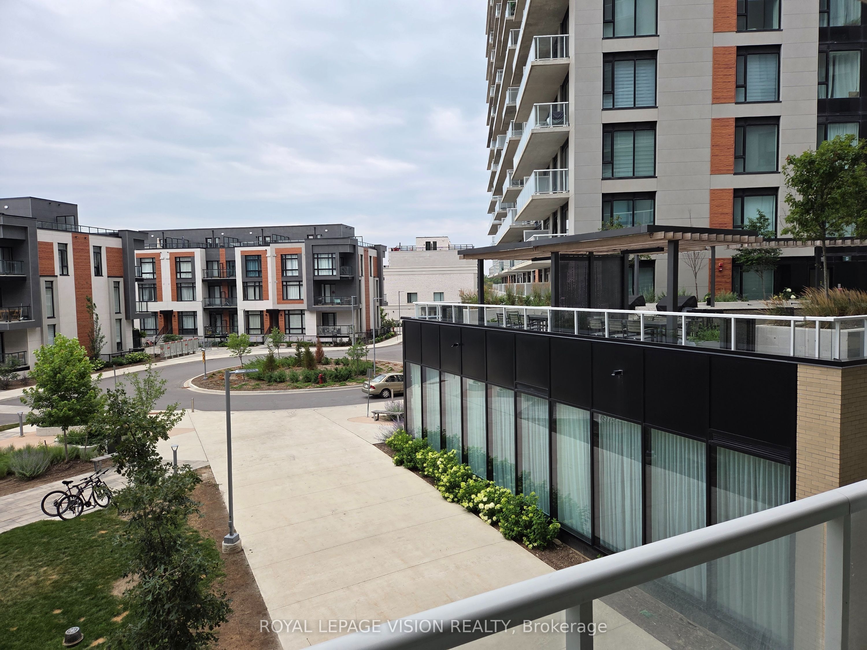 6 David Eyer Road 217 Property Photo 2